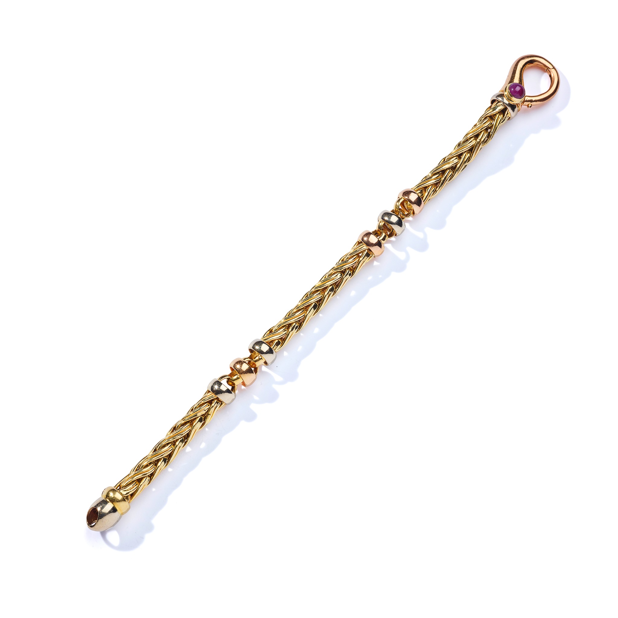 Fraccari: A fancy-link bracelet