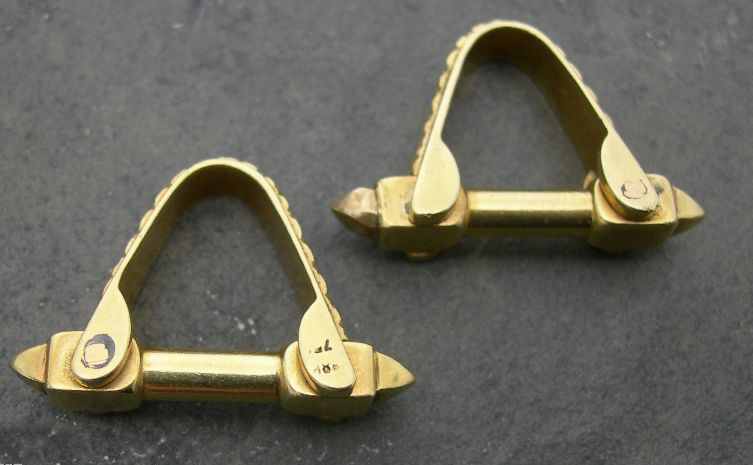 A pair of cufflinks