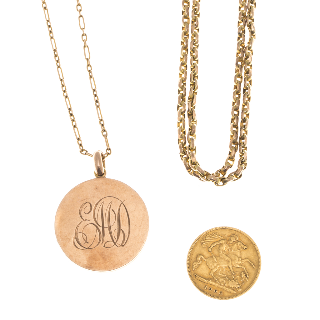 A collection of gold jewellery