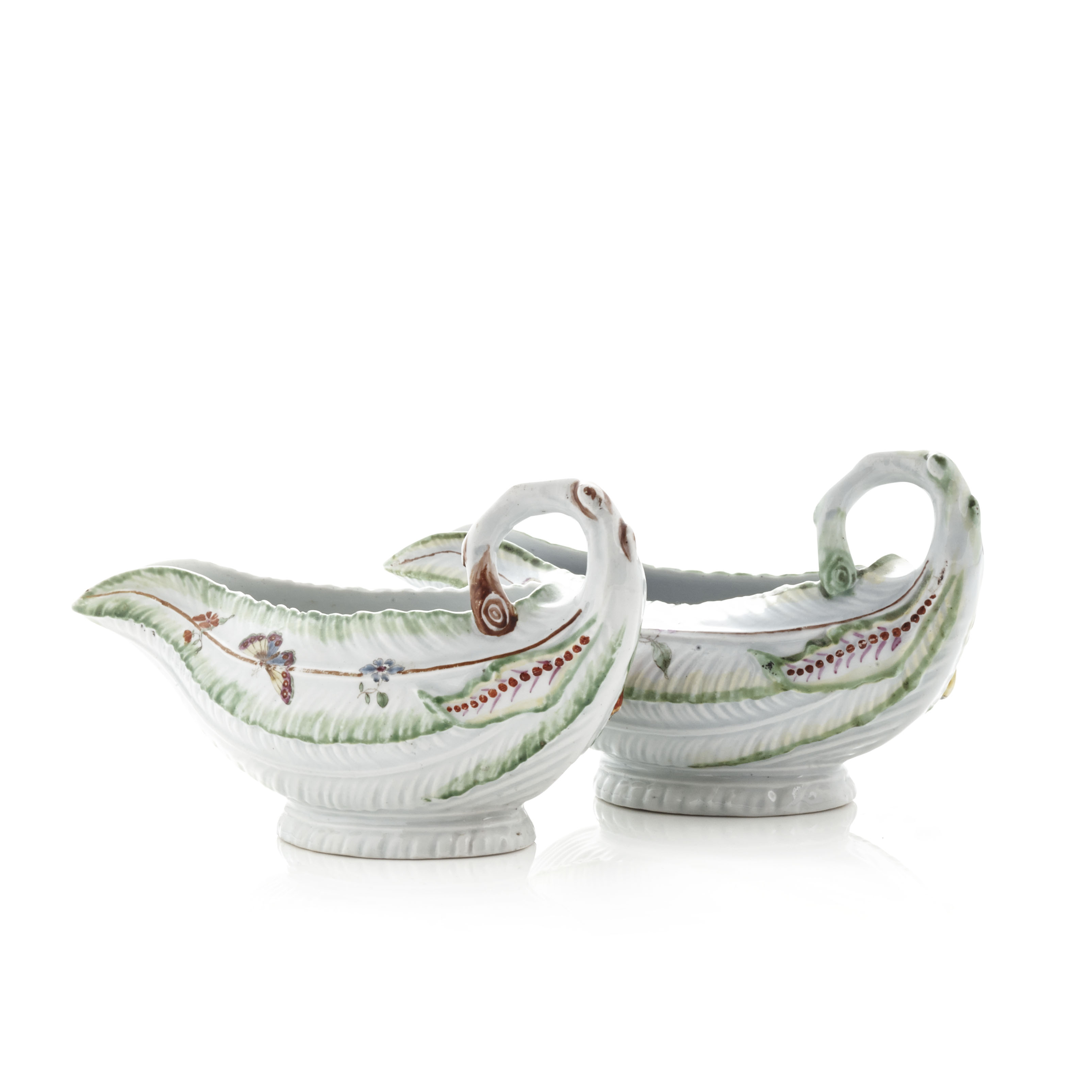 MATCHED PAIR OF WORCESTER FIRST PERIOD COS LEAF SAUCE BOATS