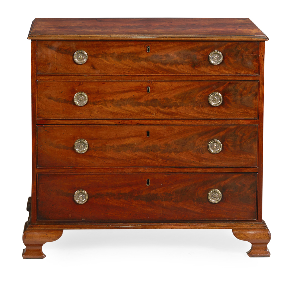 GEORGE III MAHOGANY CHEST OF DRAWERS