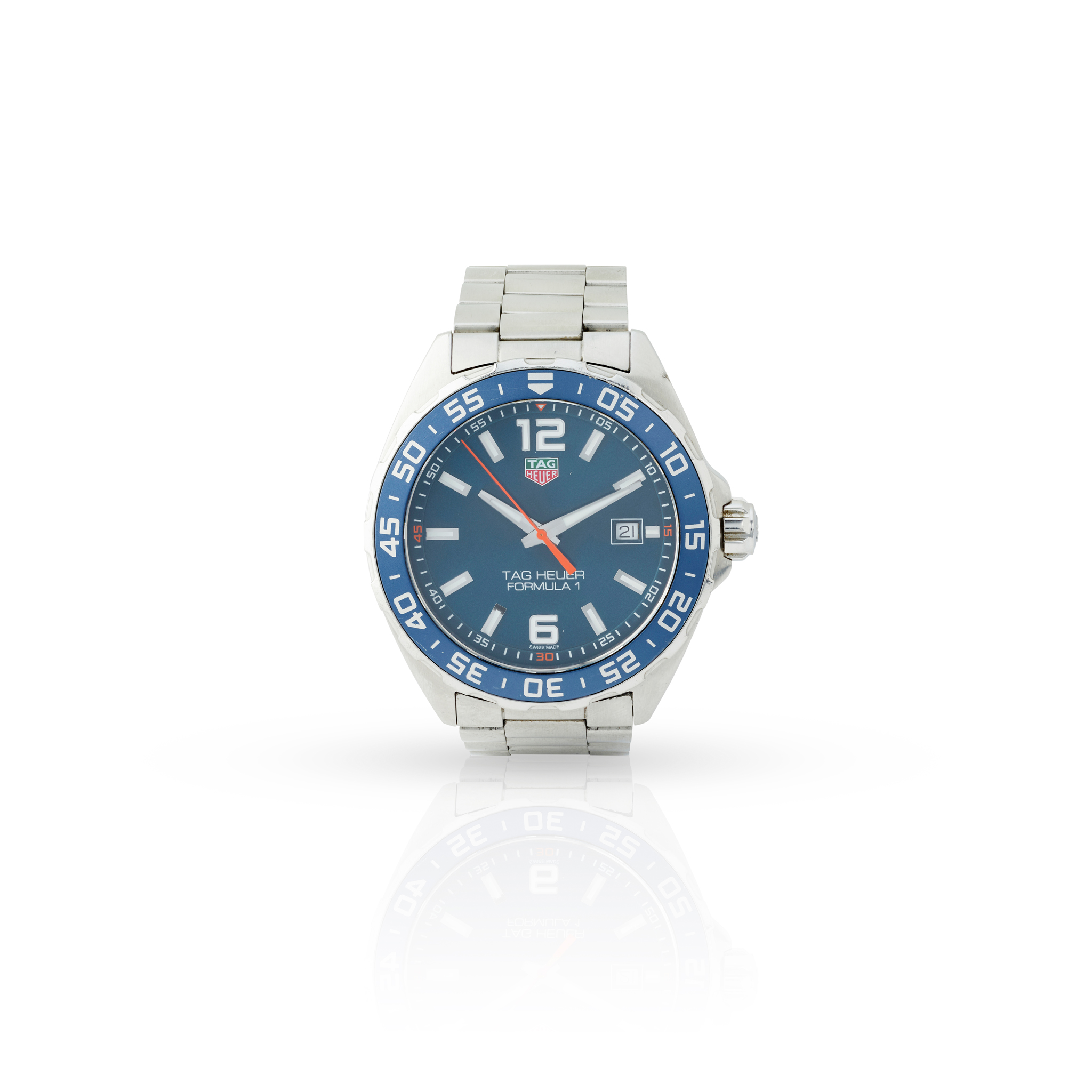 Tag Heuer. A stainless steel quartz wristwatch