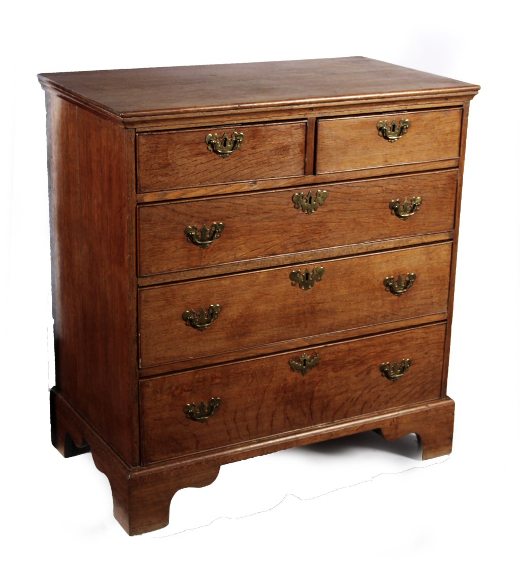 GEORGIAN OAK CHEST OF DRAWERS