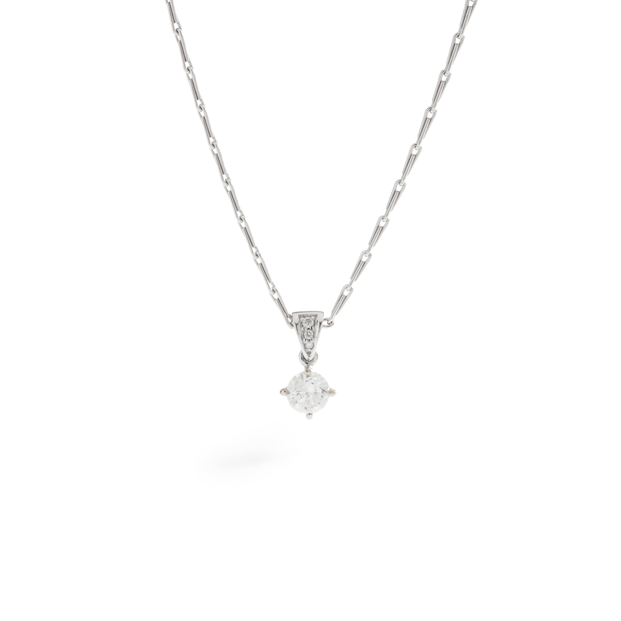 A diamond pendant necklace
