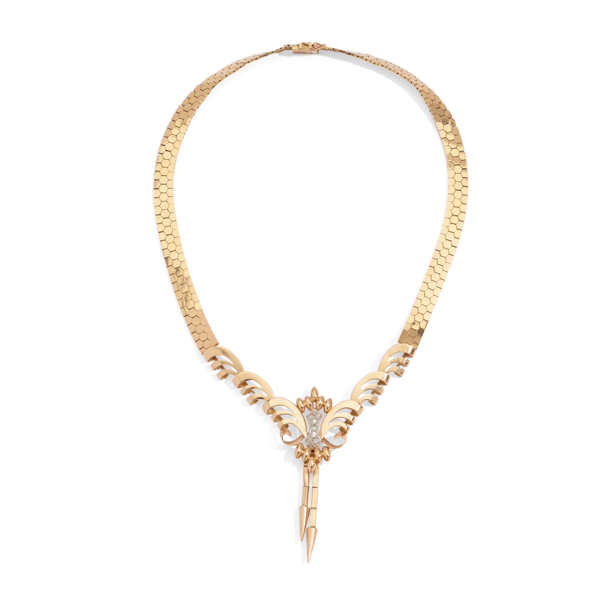 A retro diamond-set necklace