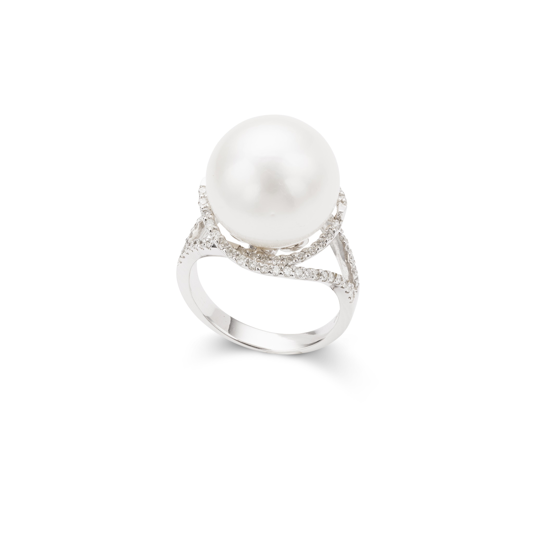 A freshwater cultured pearl and diamond cocktail ring