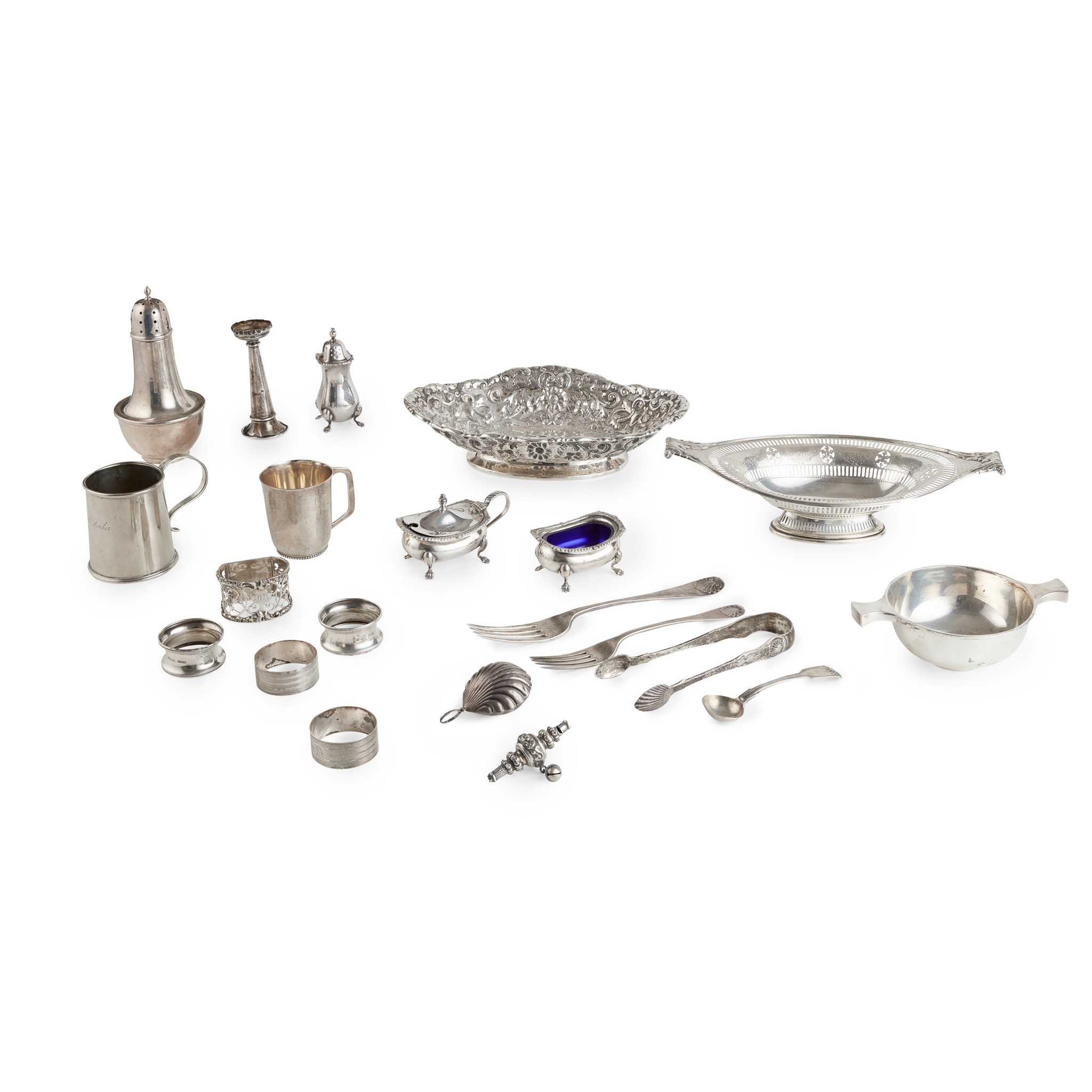 An Edwardian Regency-style pierced basket