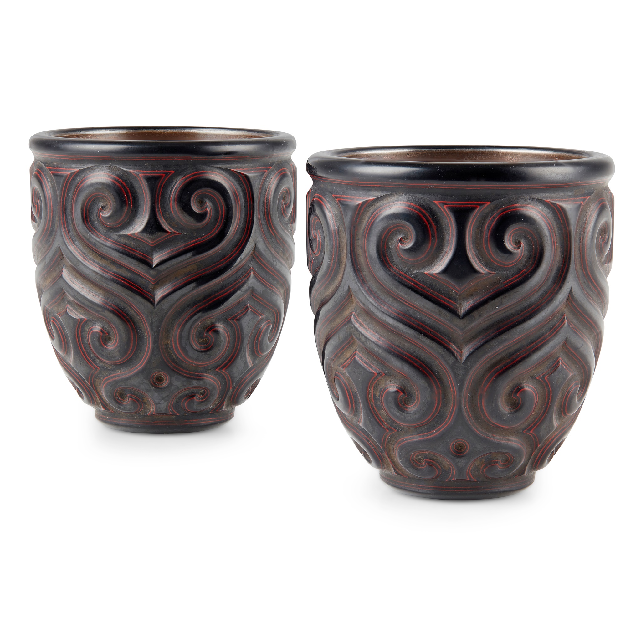 PAIR OF TIXI LACQUER 'GURI' TALL CUPS