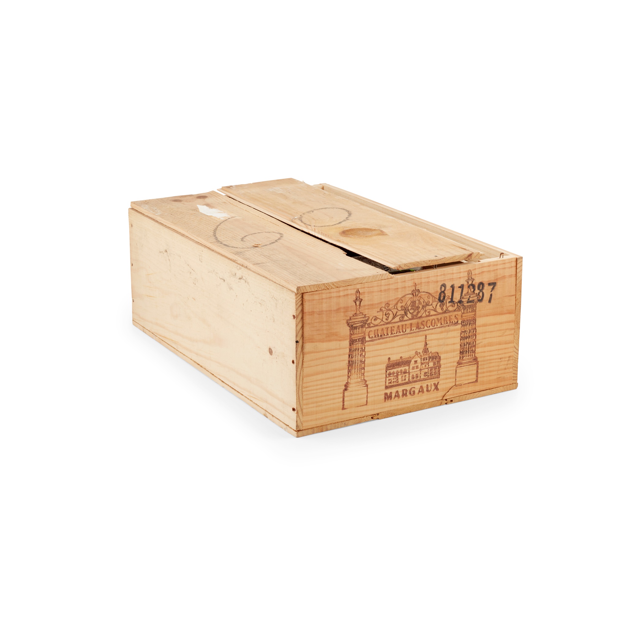 A case of twelve bottles of Bordeaux