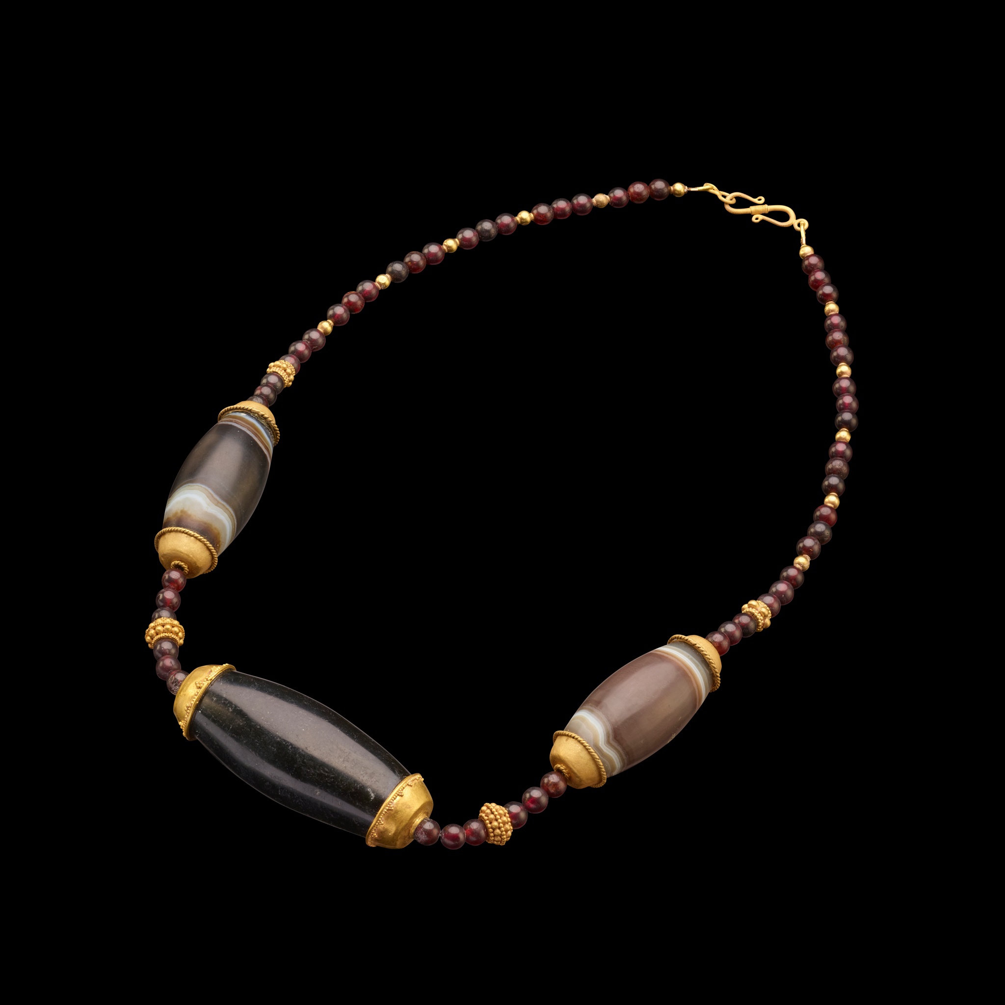 WESTERN ASIATIC NECKLACE
