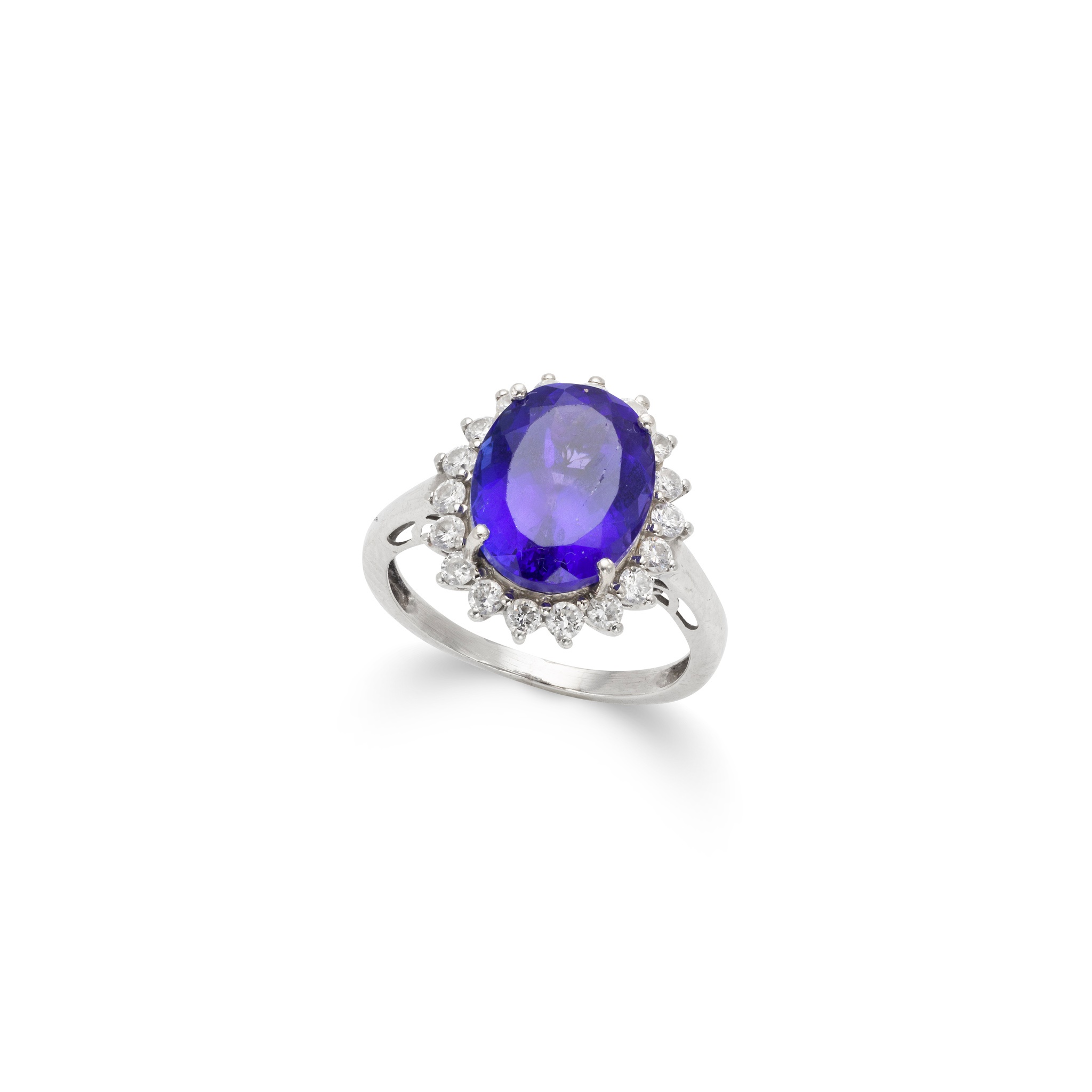 A Tanzanite and diamond cluster ring