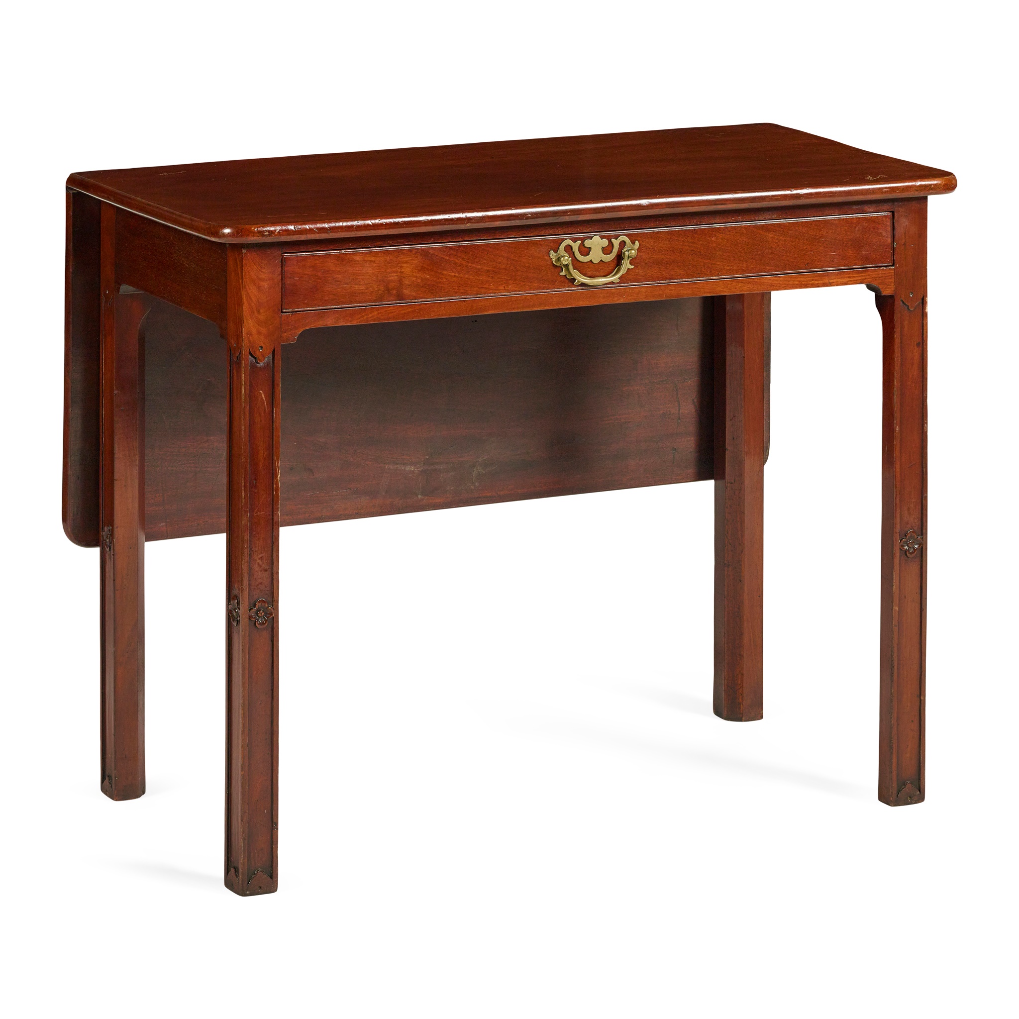 SCOTTISH GEORGE III MAHOGANY BEDROOM TABLE