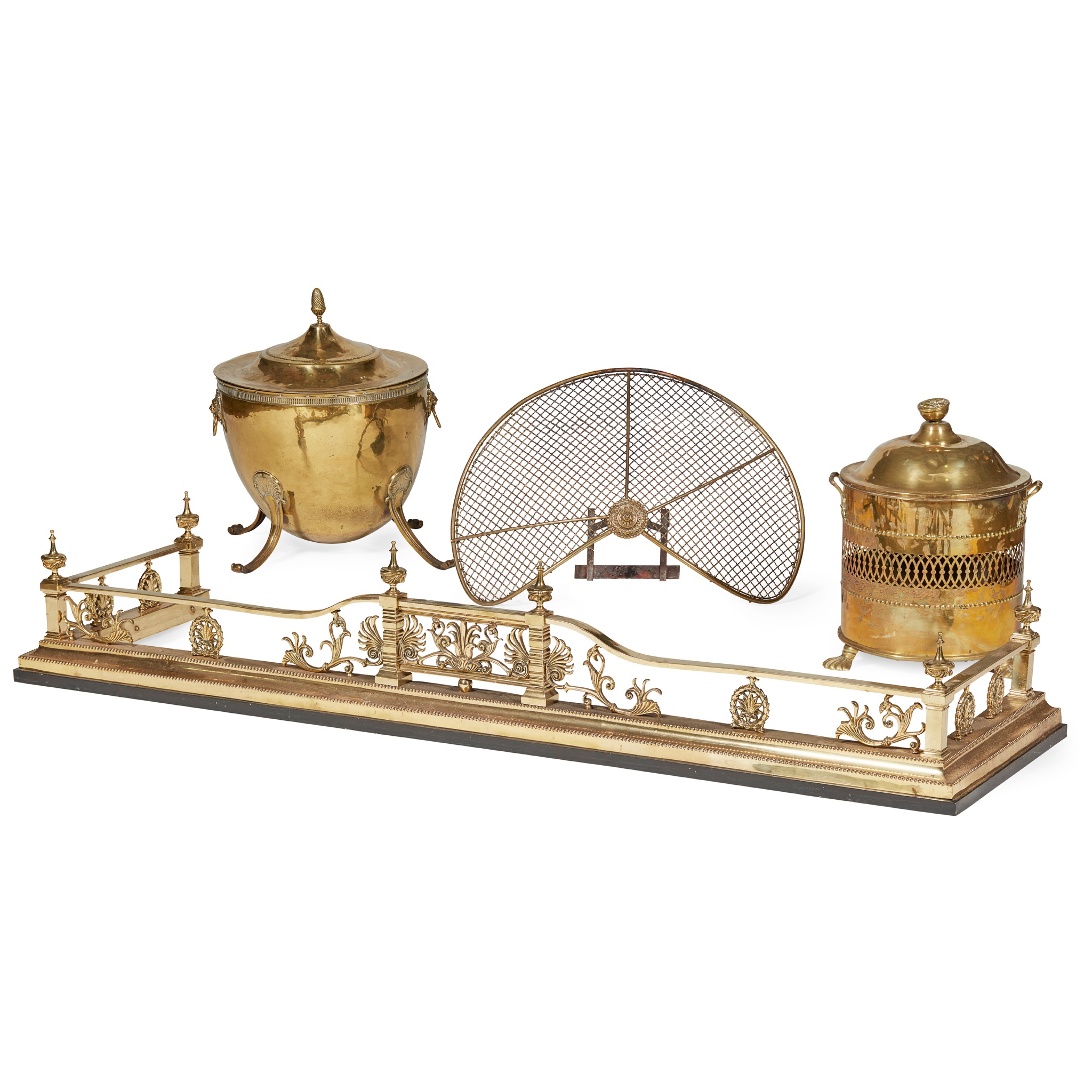 GROUP OF BRASS FIRE PLACE FURNITURE