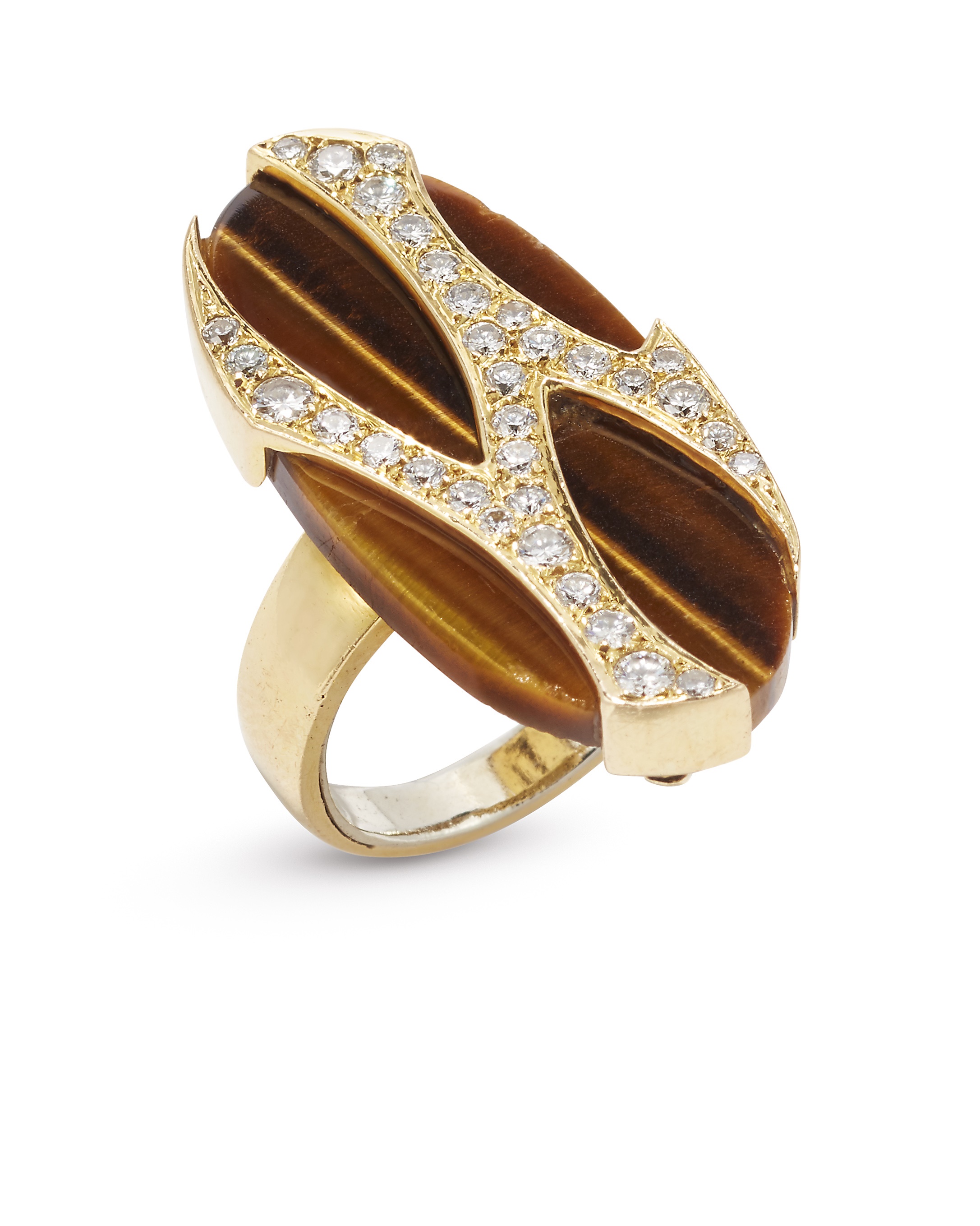 A tiger's eye quartz and diamond dress ring