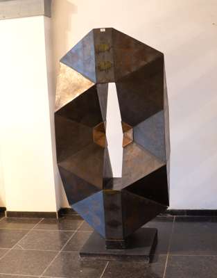 <p>op een keramieken basement.&nbsp;</p>