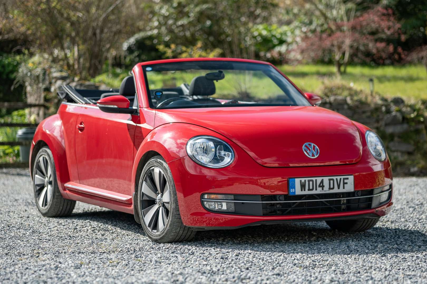 2014 Volkswagen Beetle Design TD...