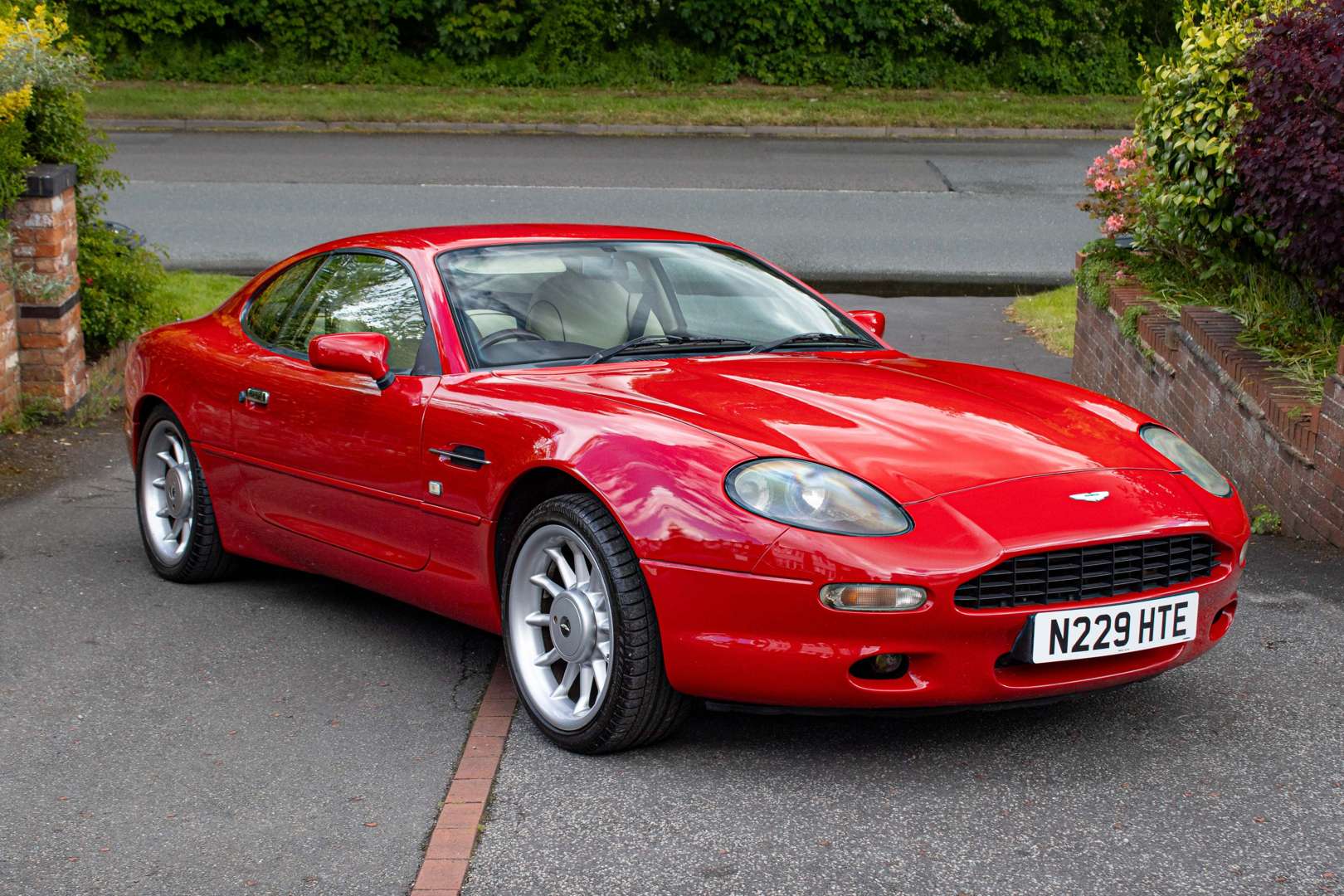 1994 1995 Aston Martin DB7