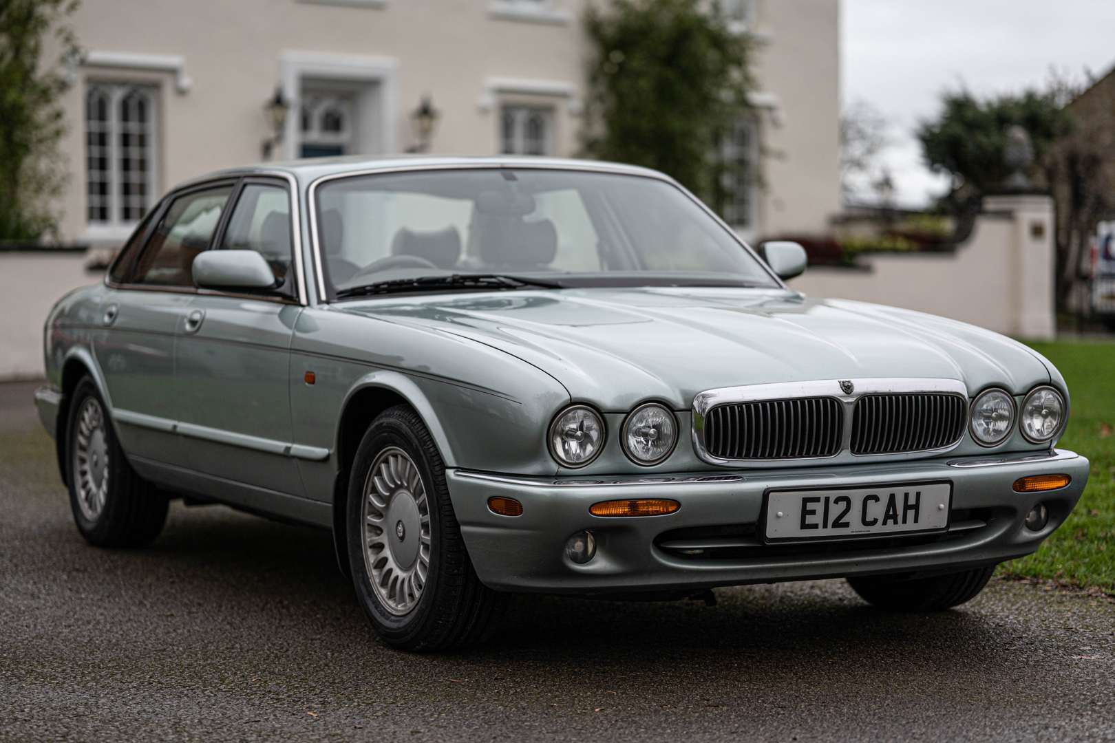 1998 Jaguar XJ8