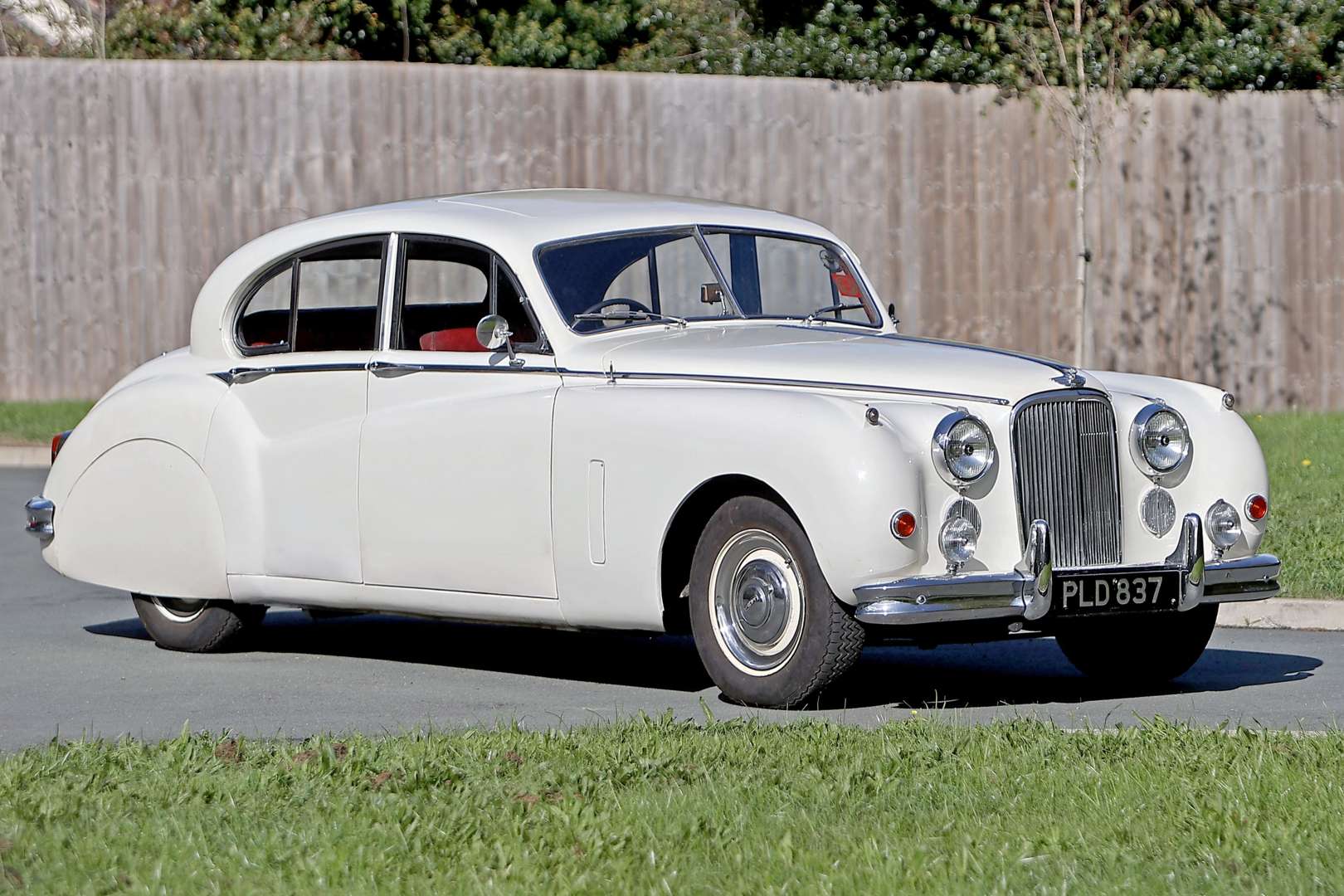 1954 Jaguar MkVII M