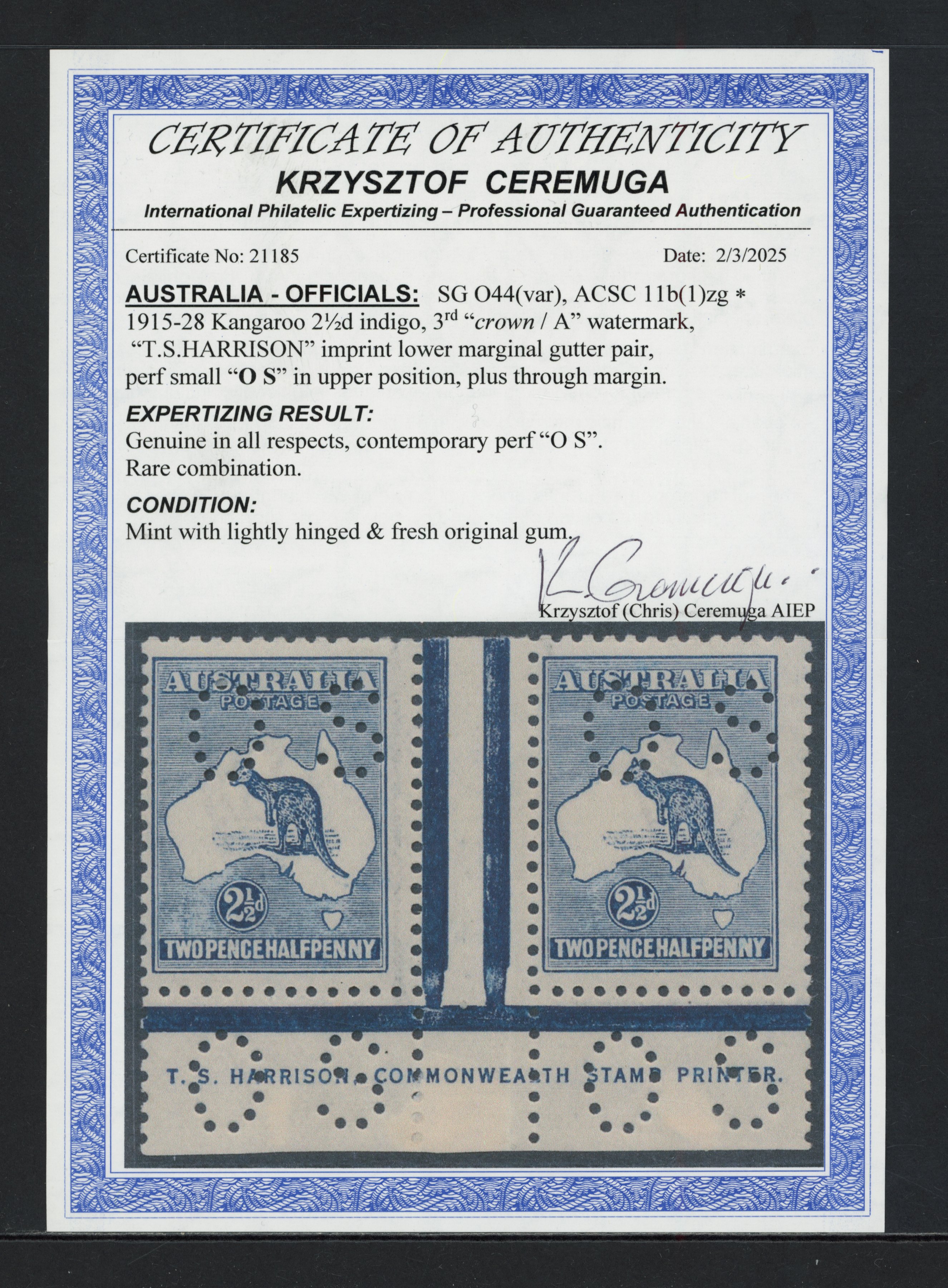 Australia 1915-28 official 2½d deep blue imprint pair