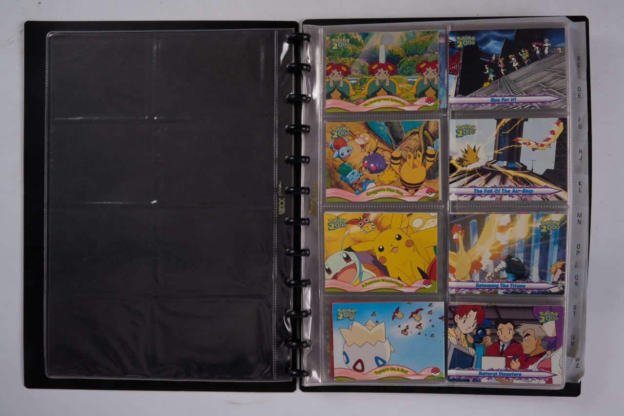 Topps Pokemon The Movie 2000 // Pikachu's Vacation Collection