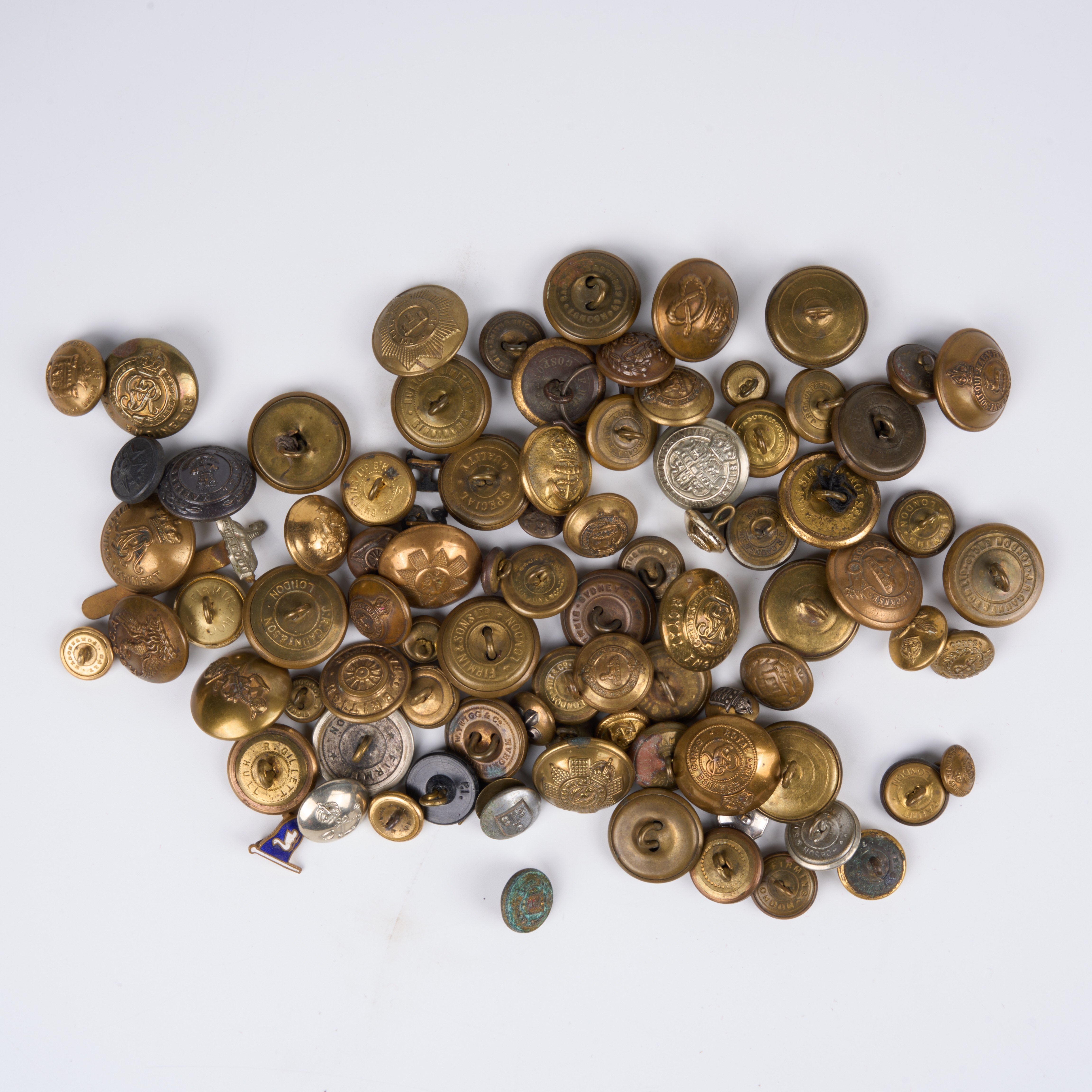 83 assorted buttons and a collat title, loose in envelope