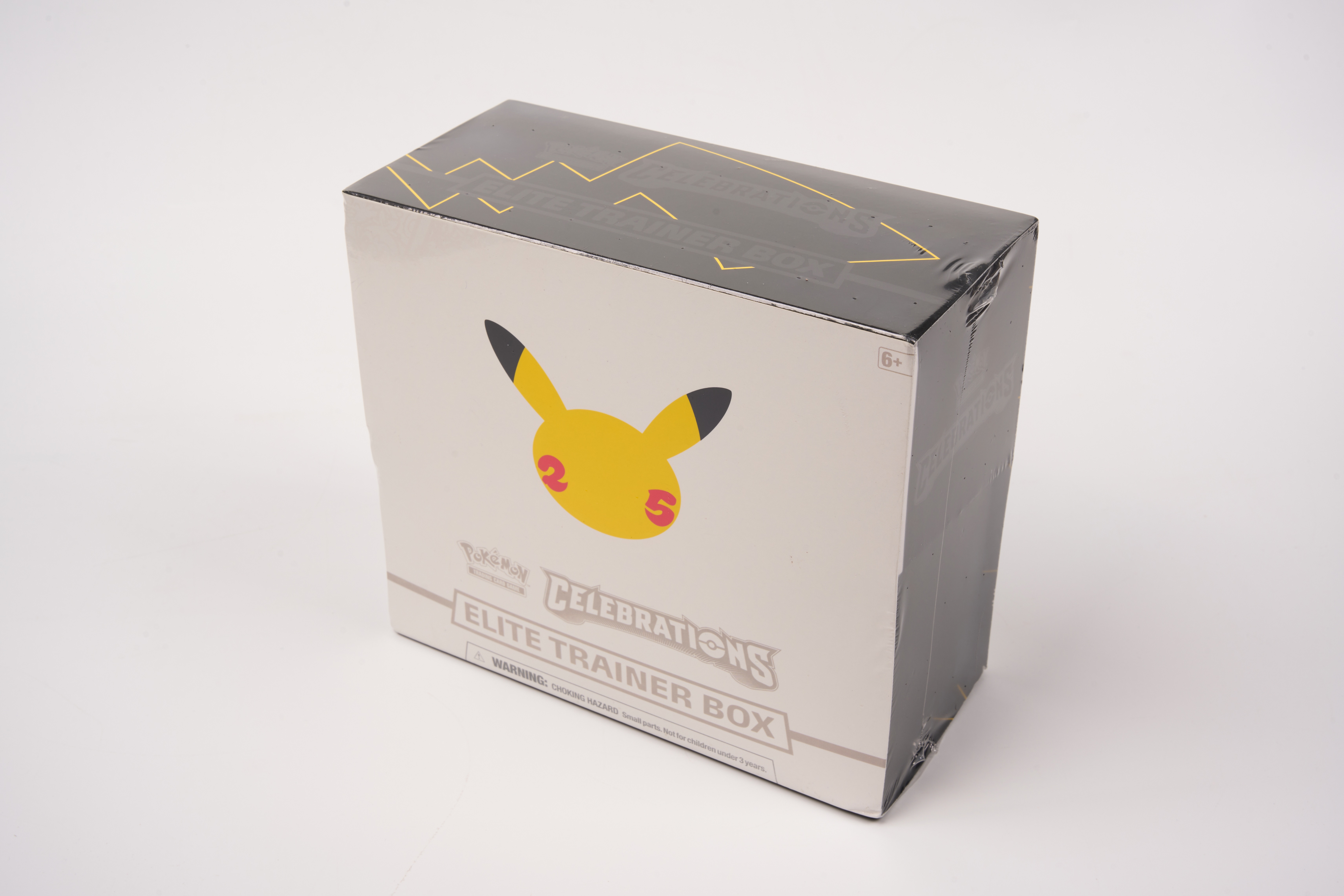 <p>Pokémon TCG Celebration Elite Trainer Box</p>