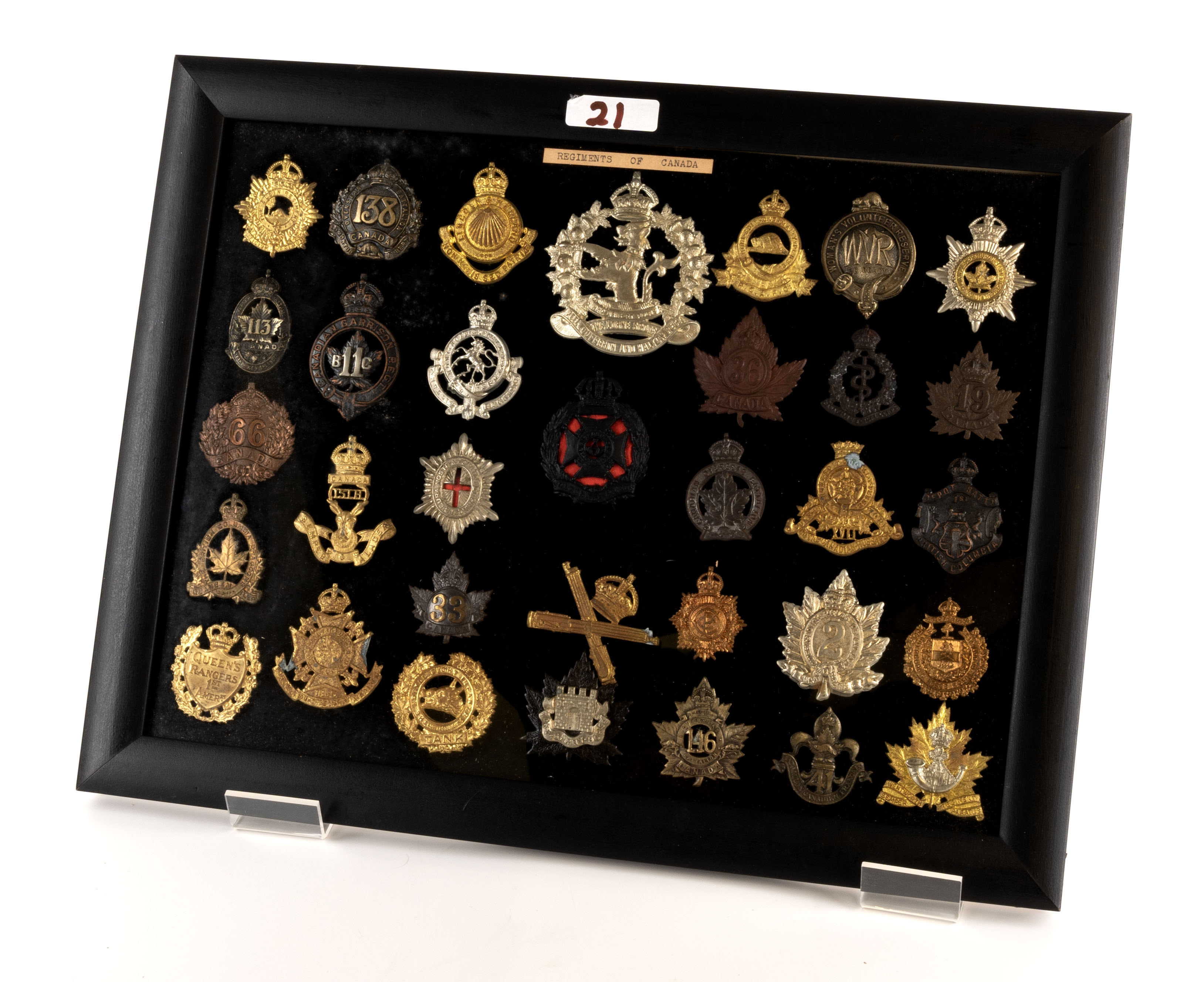 Badges - Military Badges with Canadian interest, (33 items)
