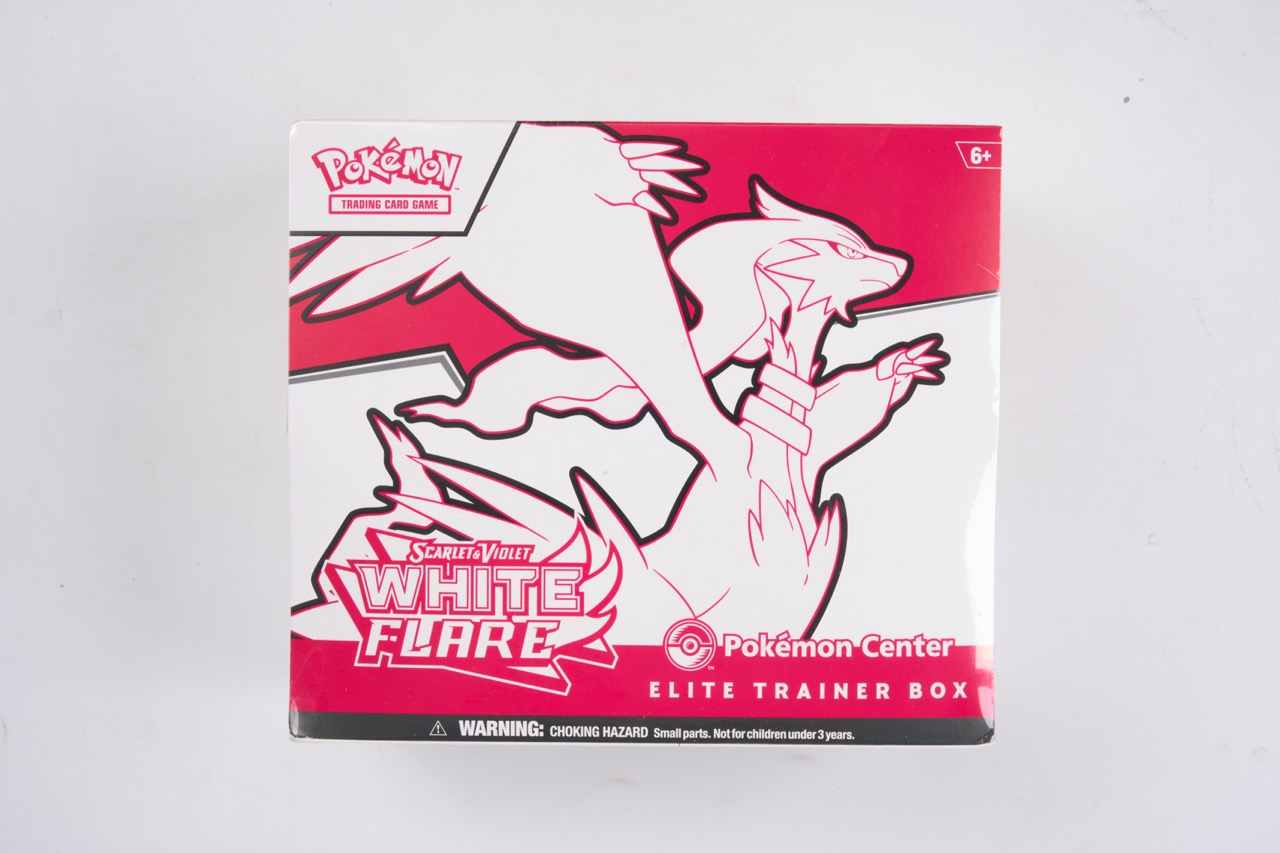 Pokemon Center White Flare Elite Trainer Box - sealed