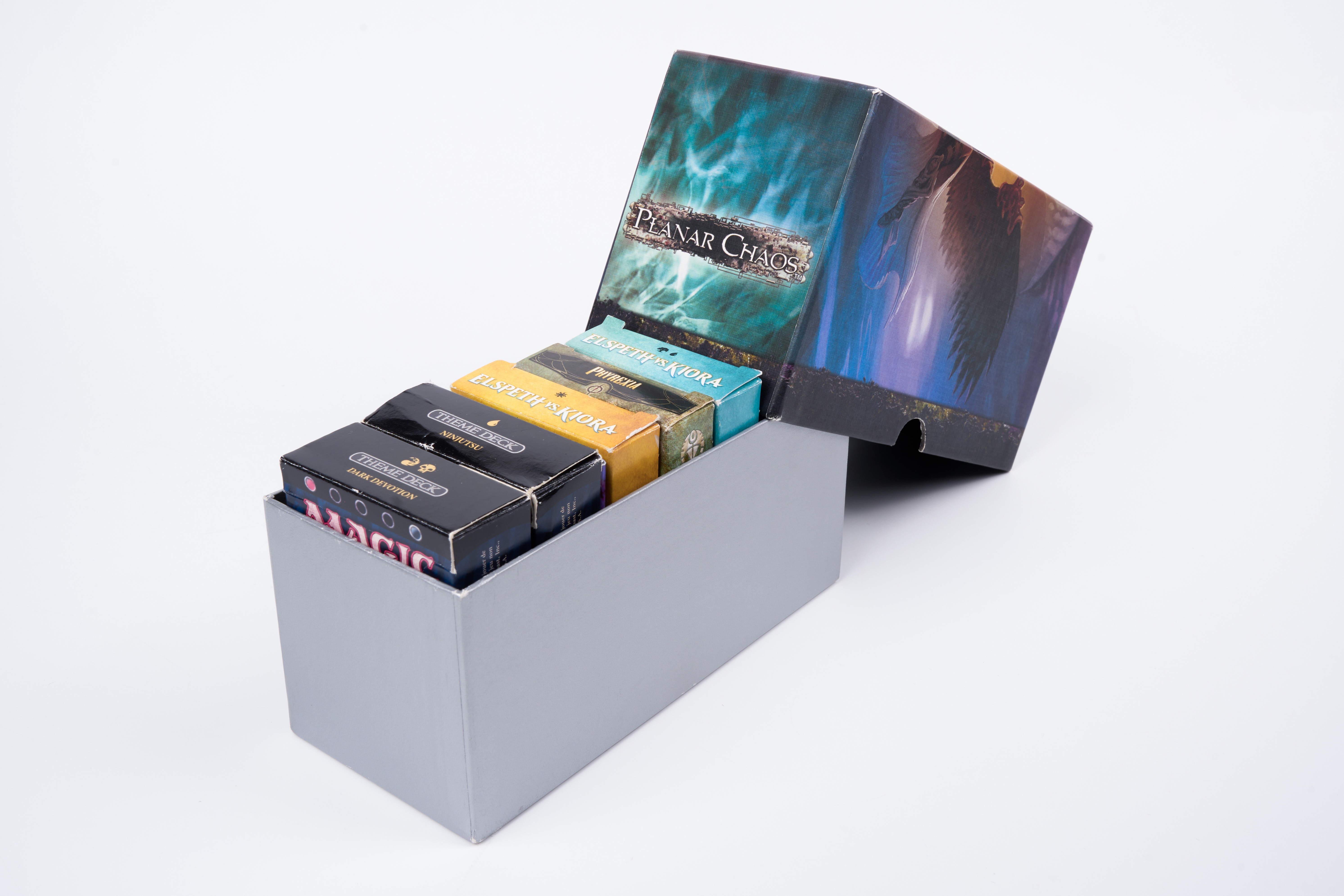 Magic: The Gathering Mixed Precon Bundle
