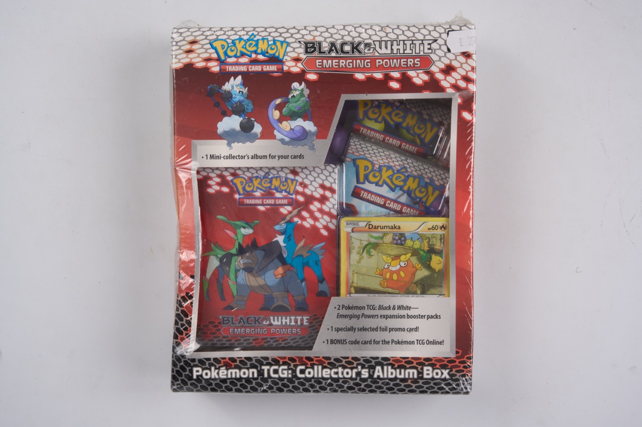Black & White Emerging Powers: Collector's Album Box