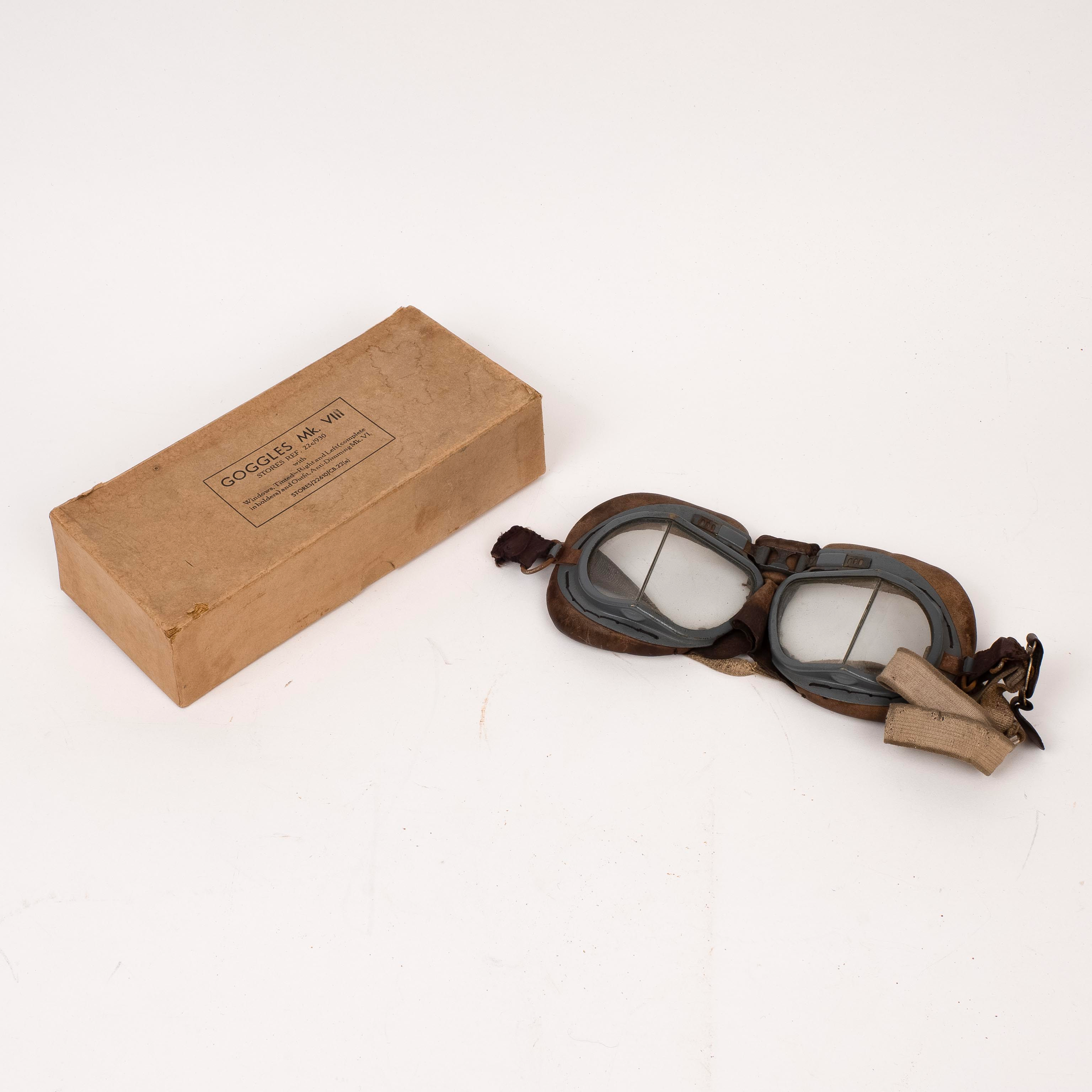 WWII RAF Mk. VIII googles in original box with spare lenses