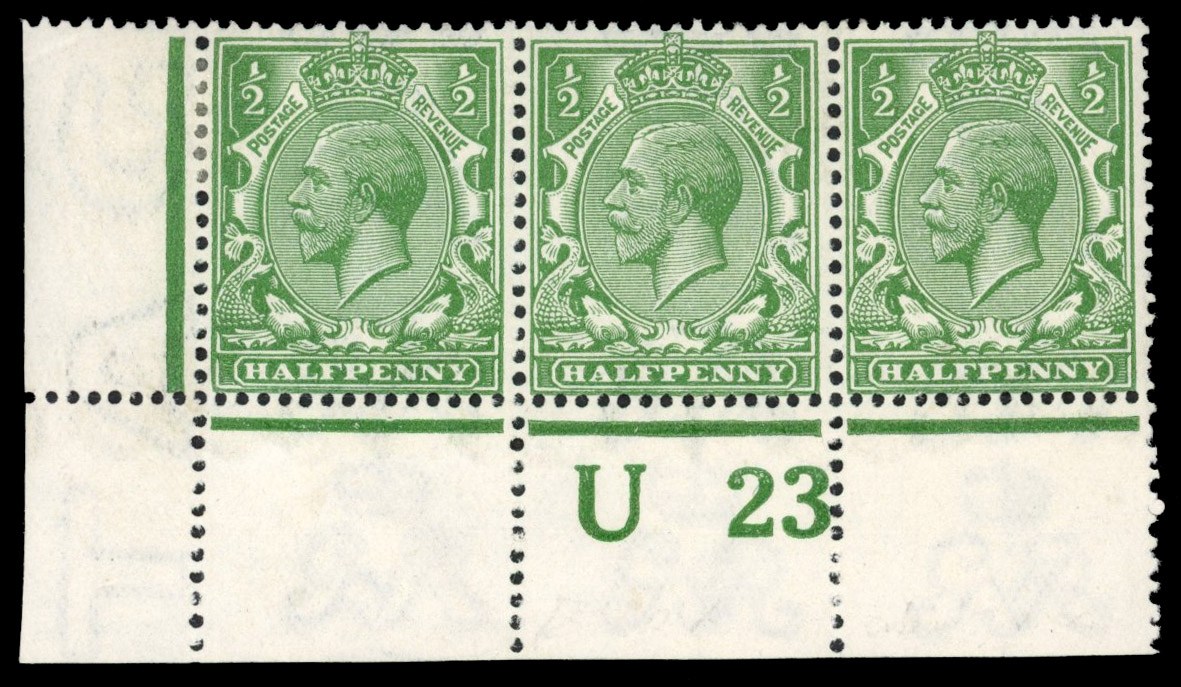 GB: 1912-24 ½d pale dull cobalt-yellow-green, mint large part o.g. control U23 strip of three. Fine colour