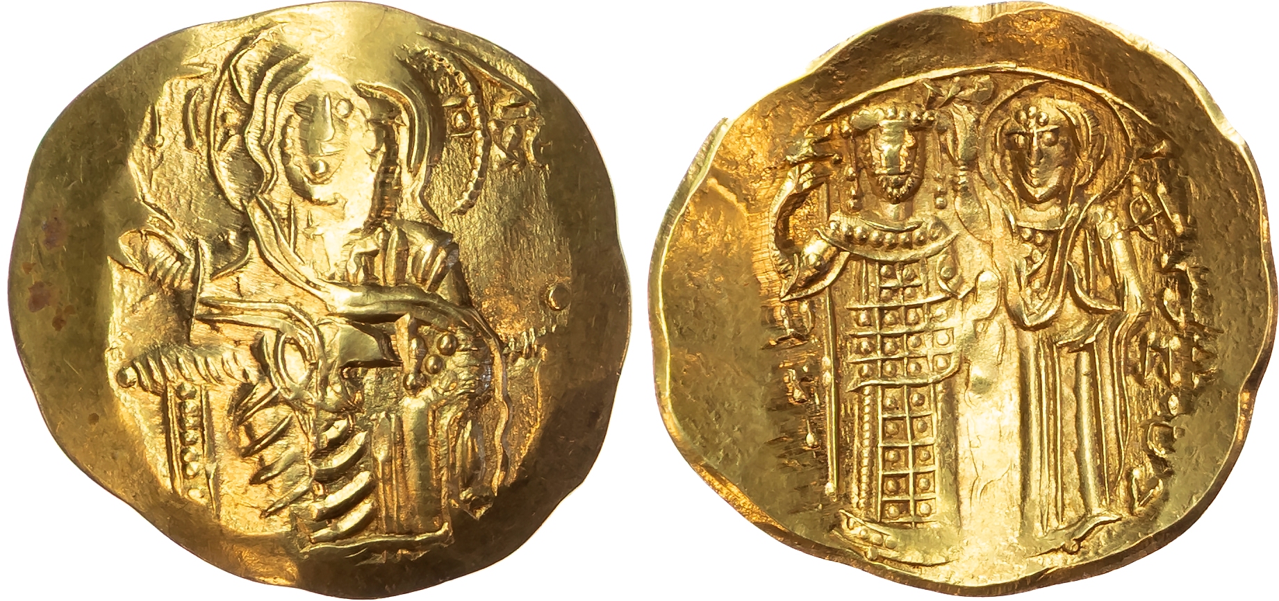 John II Comnenus (1118-1143) AV Hyperpyron, Constantinople, 4.38g.
