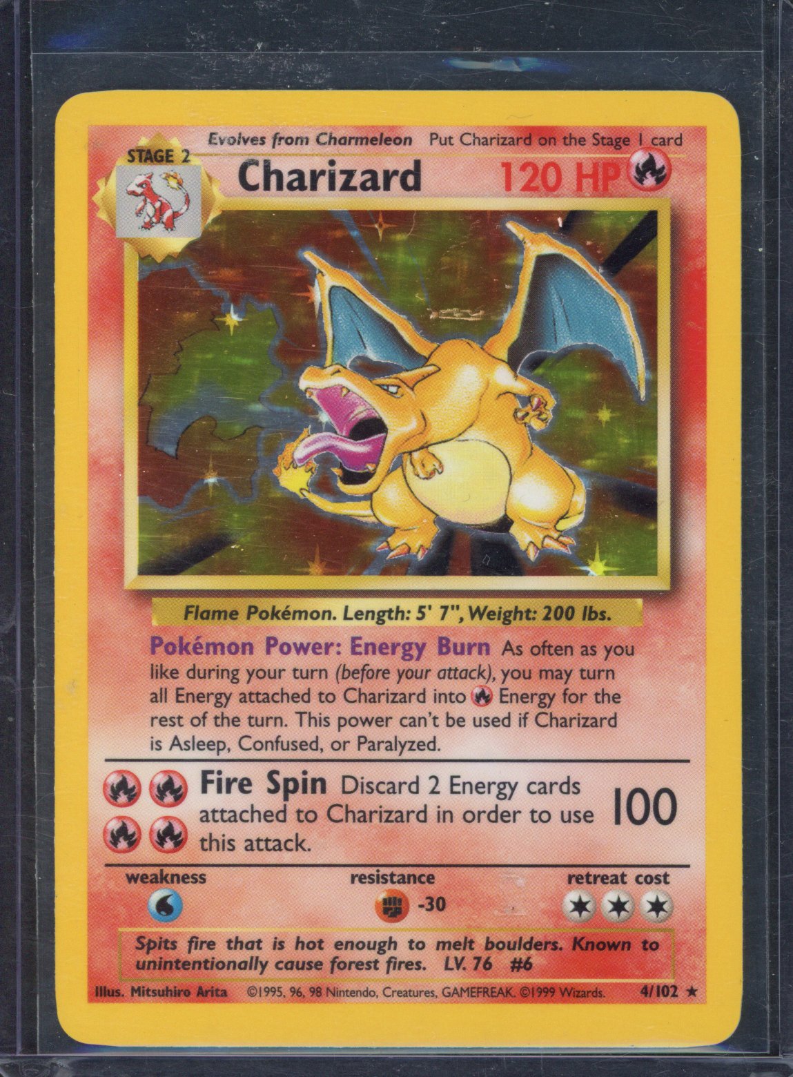 Pokémon TCG - Charizard Holo #4/102 - Base Set Near Mint