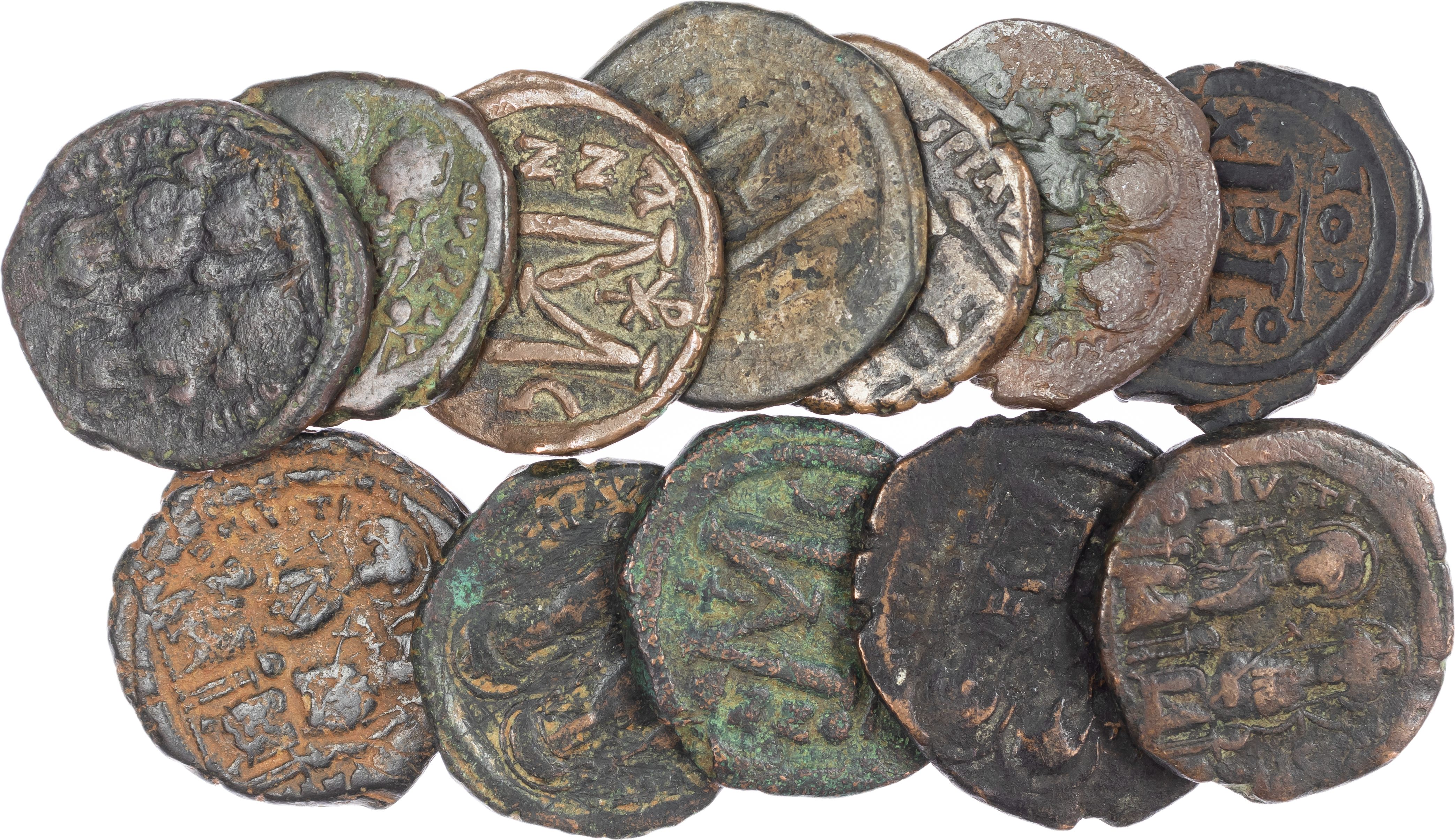 Justin II (AD 565‑578) AE Folles (12), mint of Constantinople. Nimbate figures of Justin II and Sophia seated facing. Rev.