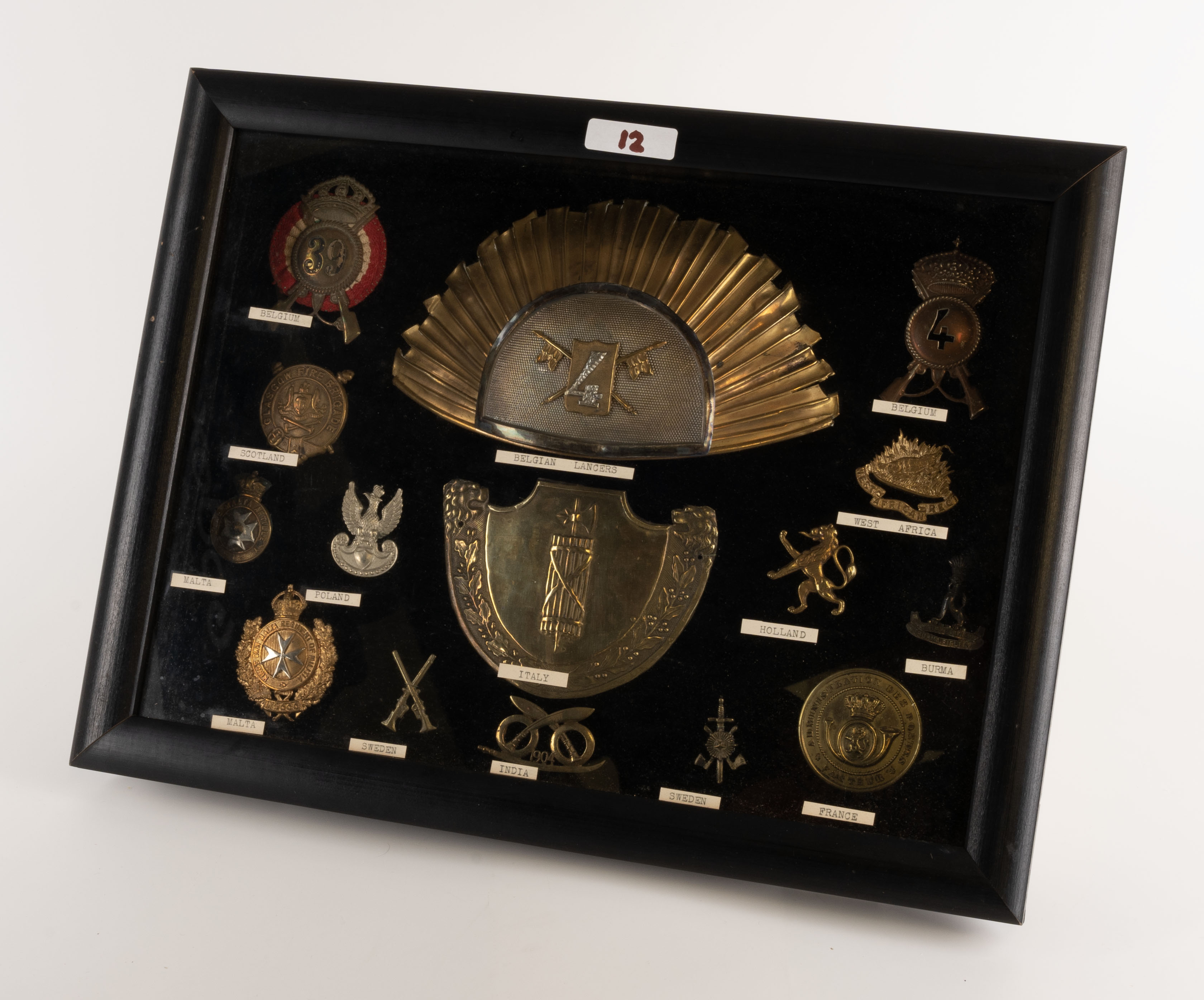 Badges - Worldwide Military Badges, including Belgian, Burma, Malta, Poland etc. (15 items)