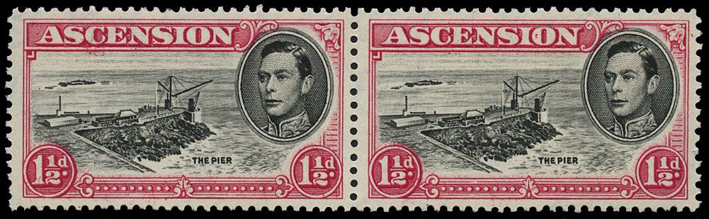 1953 1½d perf 13 horizontal pair, left stamp...