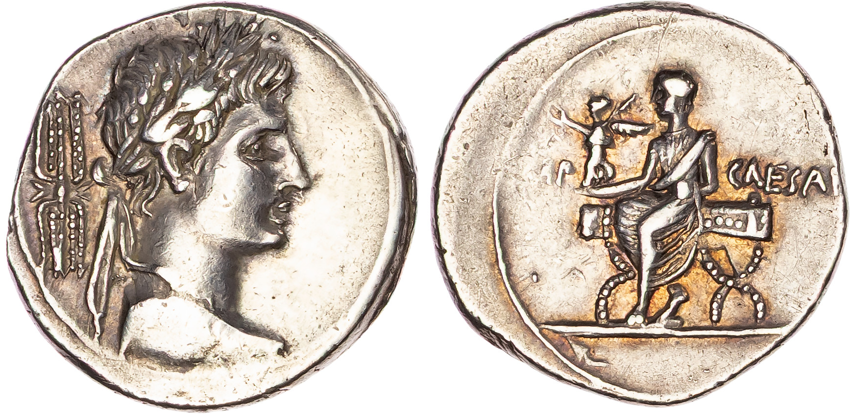 Octavian (30-29 BC) AR Denarius, Italian mint, 3.65g.
