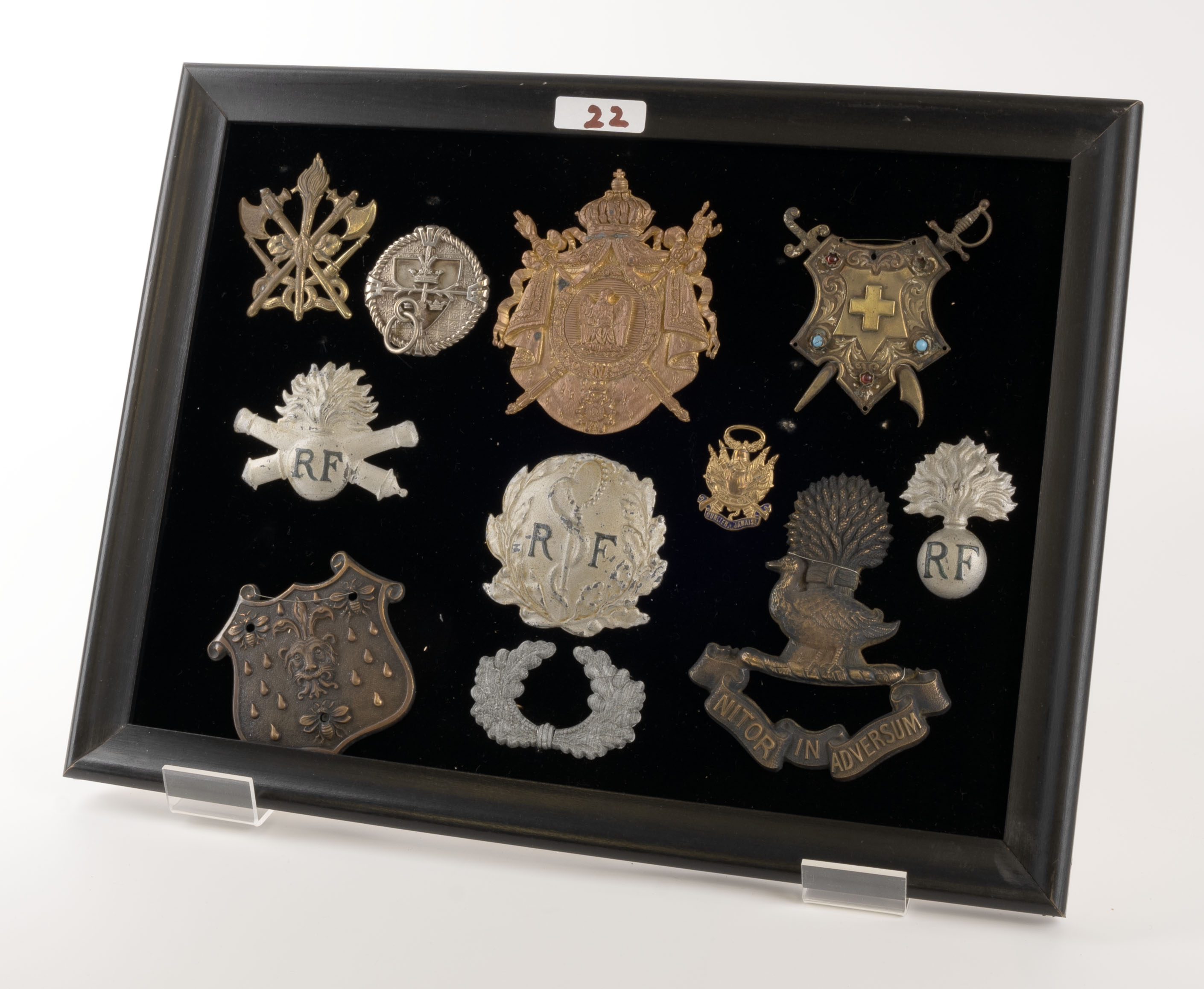 Badges - European Military Badges, many larger format, (11 items) 