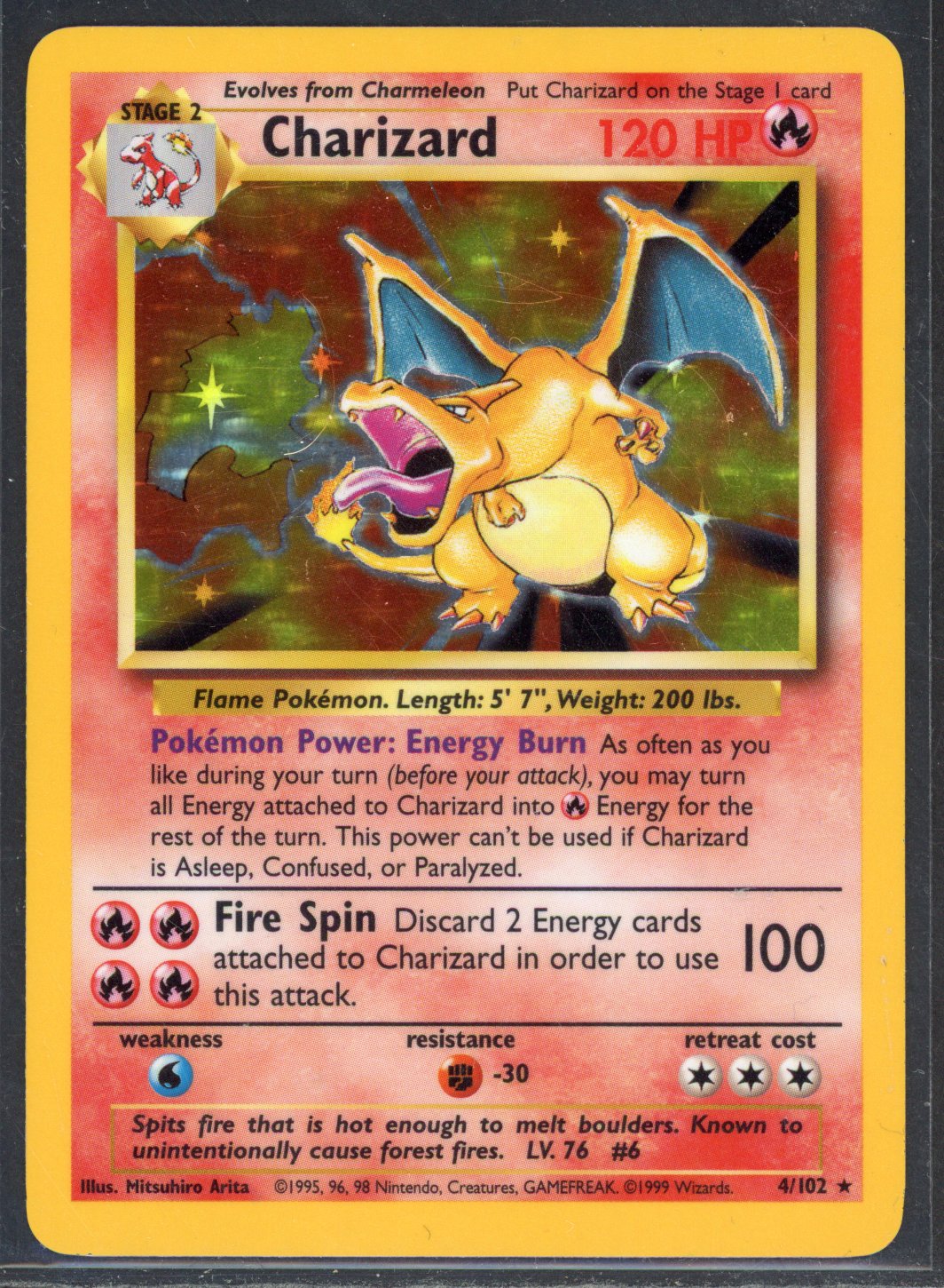 Pokémon TCG - Charizard Holo #4/102 - Base Set Near Mint