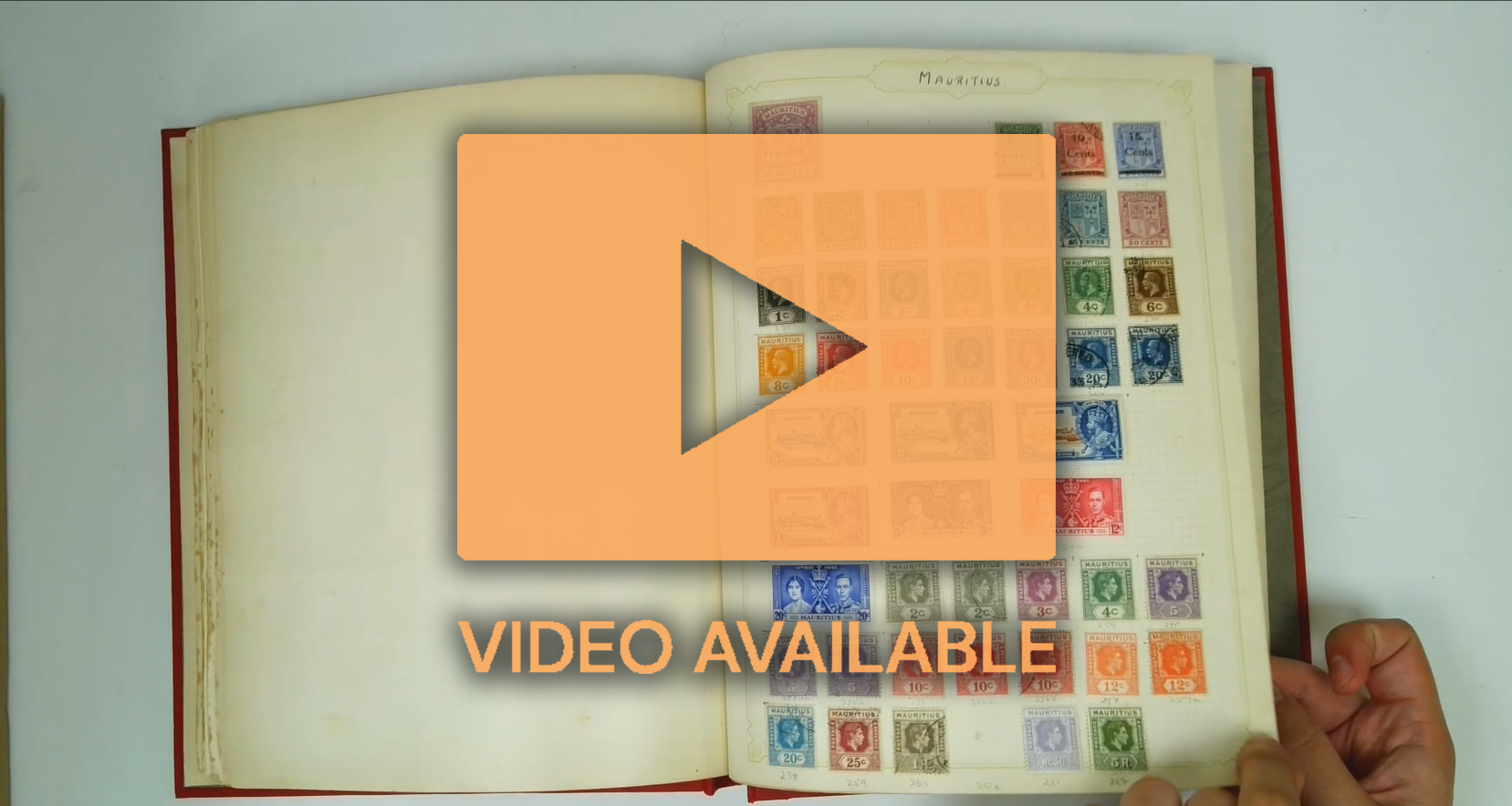 CW QV-QEII mixed mint and used collection housed in five volumes in a carton