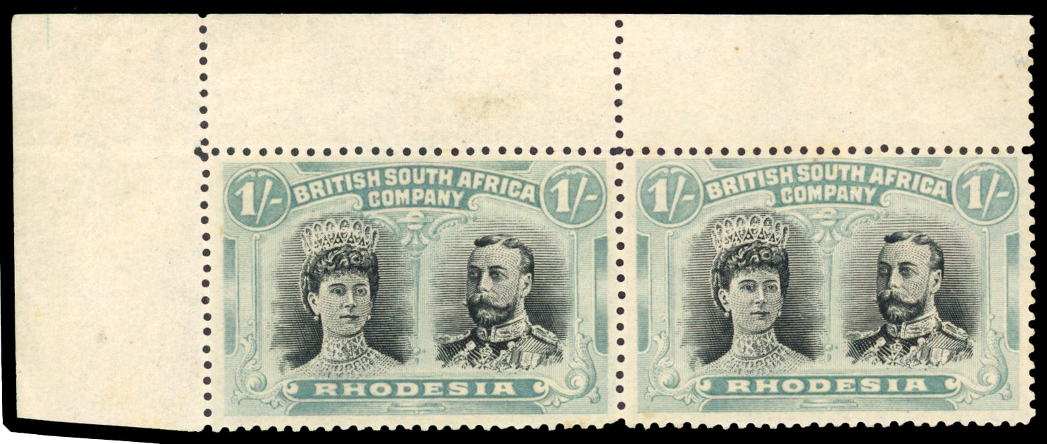 SG 152 1s black and pale blue-green pair, #2 Gash in ear mint