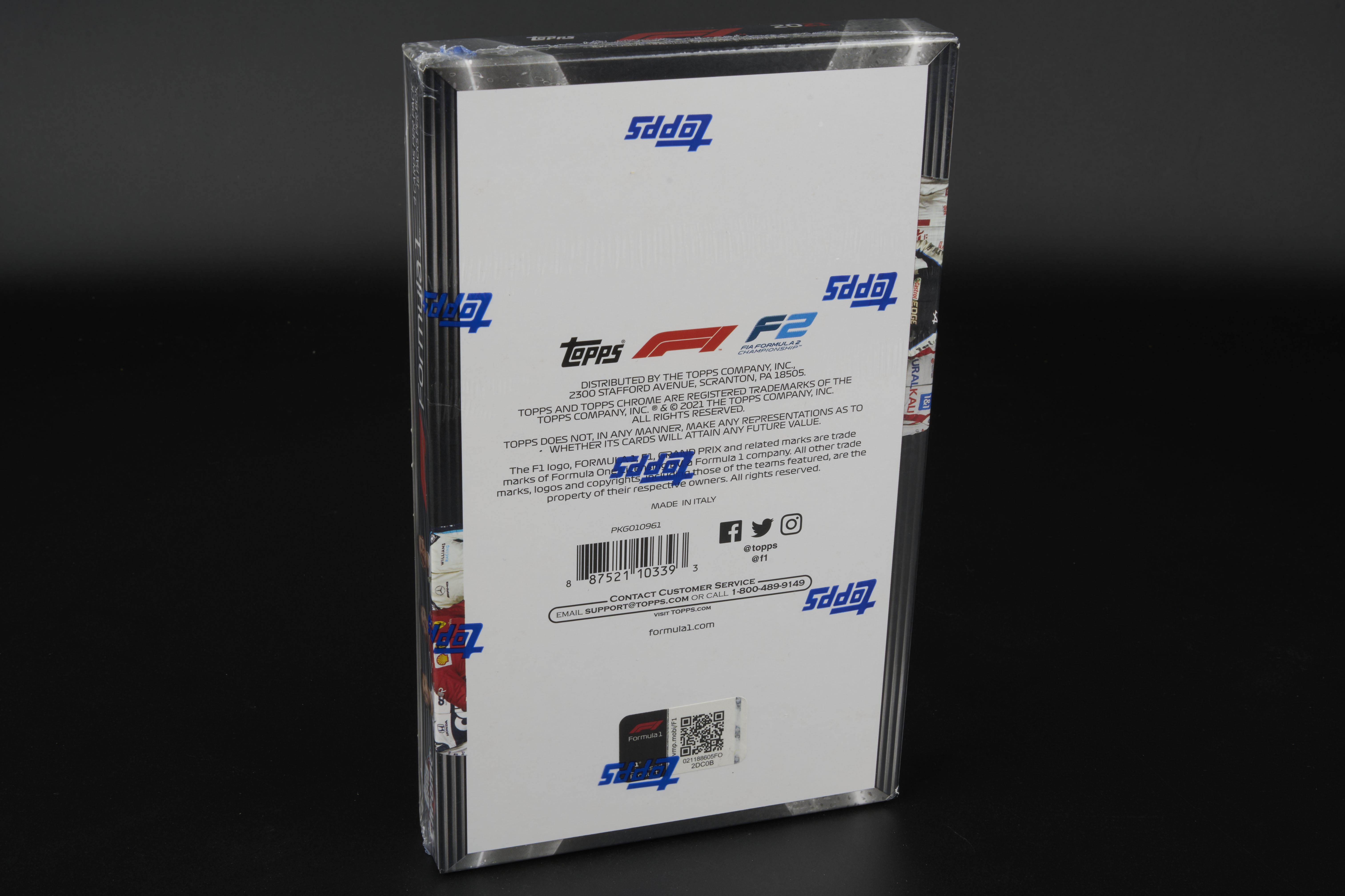 Past auction: 2021 Topps Chrome Formula 1 Racing Hobby Lite Sealed