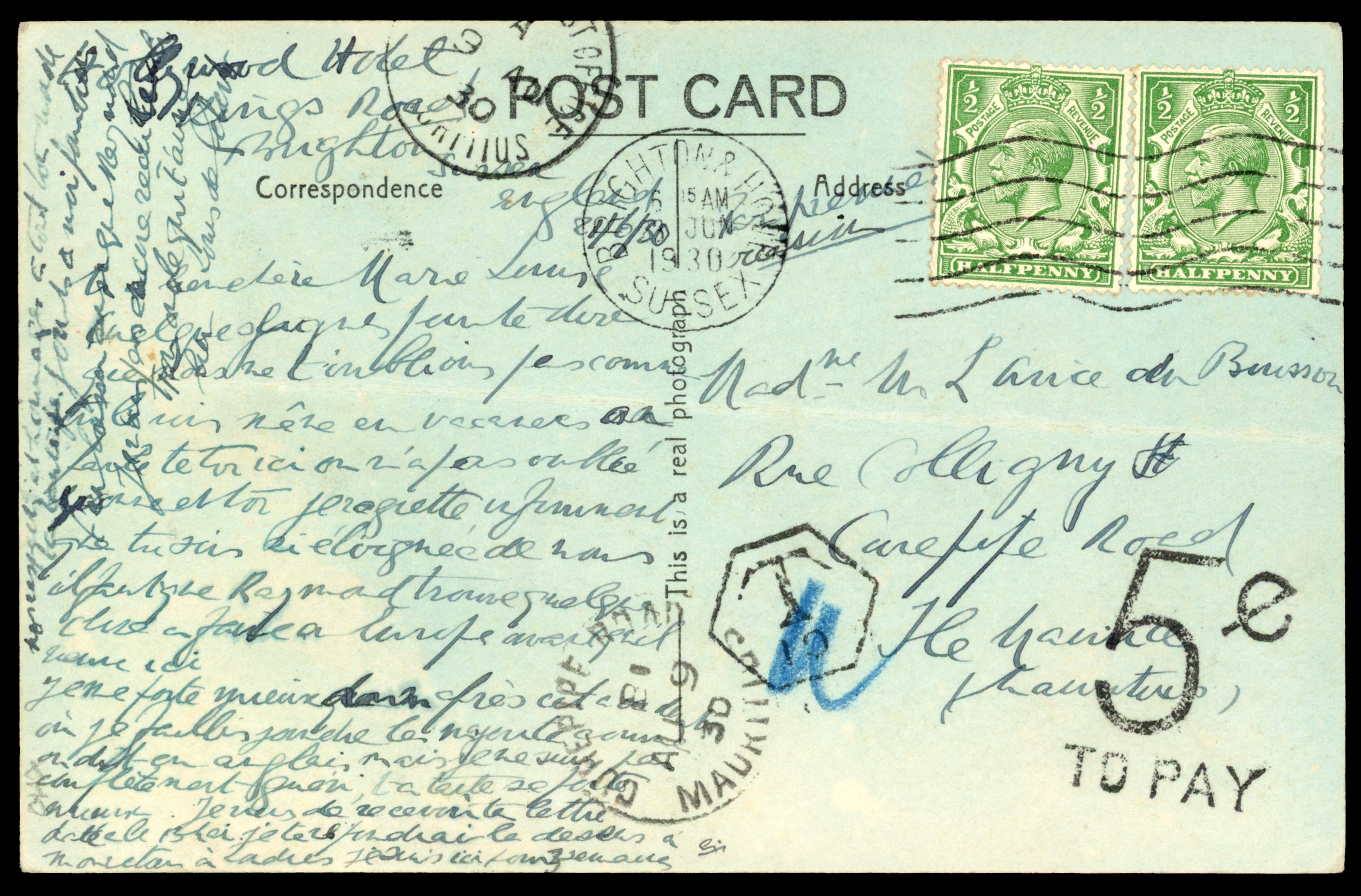 POSTAL HISTORY: 1930 ppc Brighton to Mauritius franked 2x½d green, underpaid , showing hexagonal “T/10”