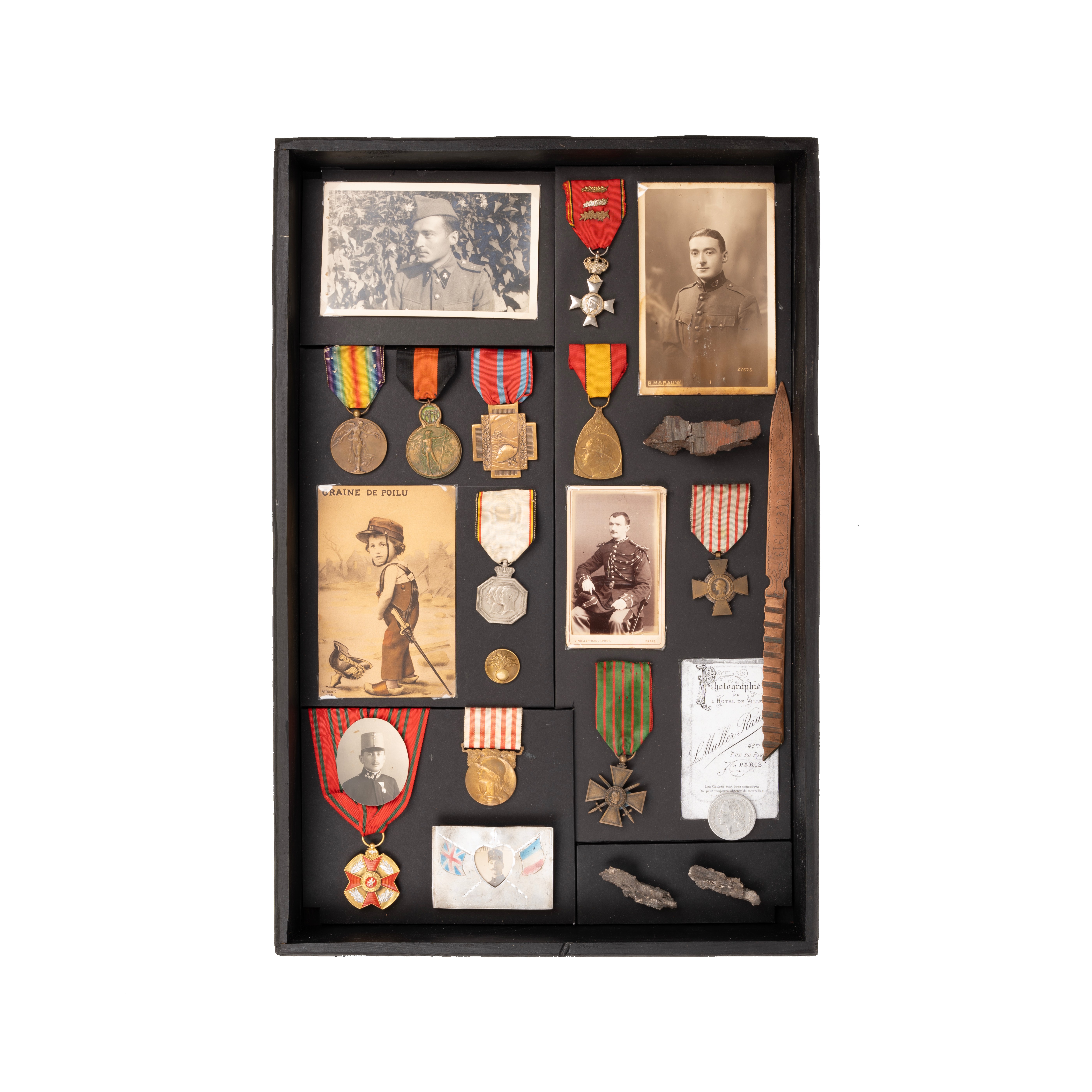 World War I Belgian and French items housed in display box