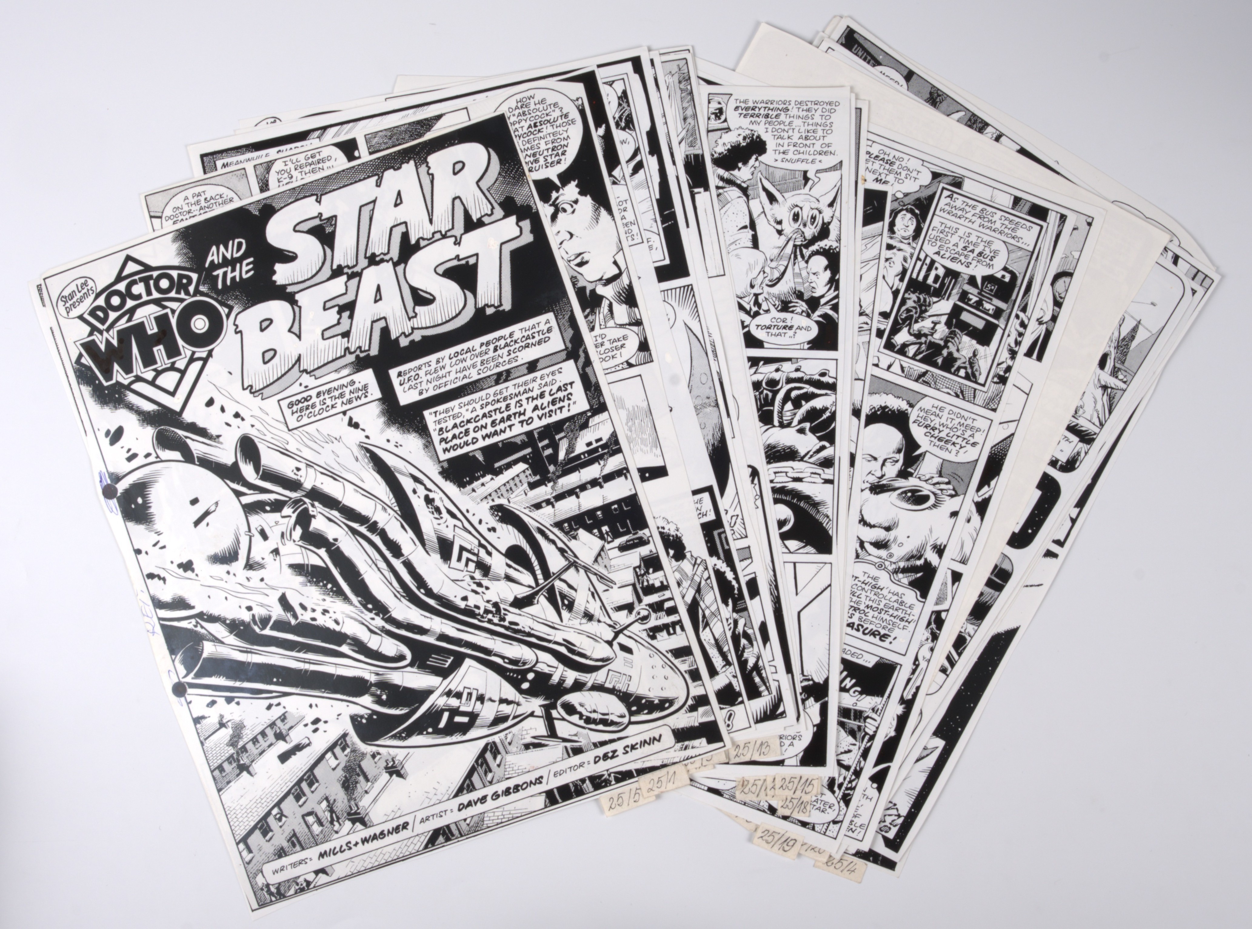 Dave Gibbons Doctor Who Monthly Star Beast Printed Story Pages (Marvel UK, 1980) Total 22