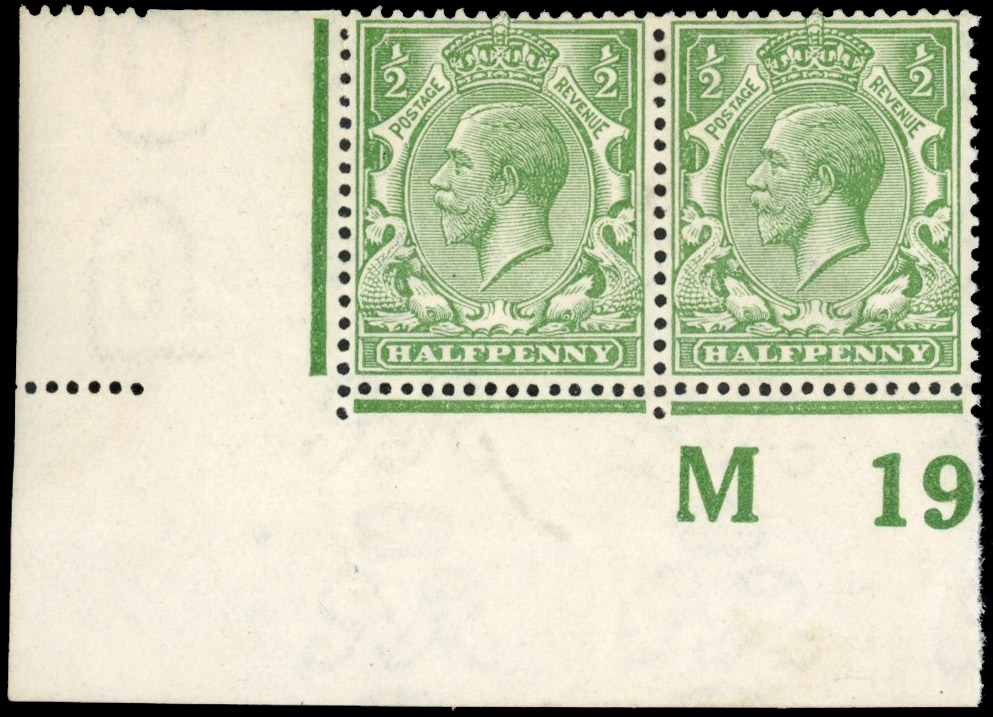 GB 1912–24 Royal Cypher ½d very pale bright yellow green, mint control M19 horizontal pair mint