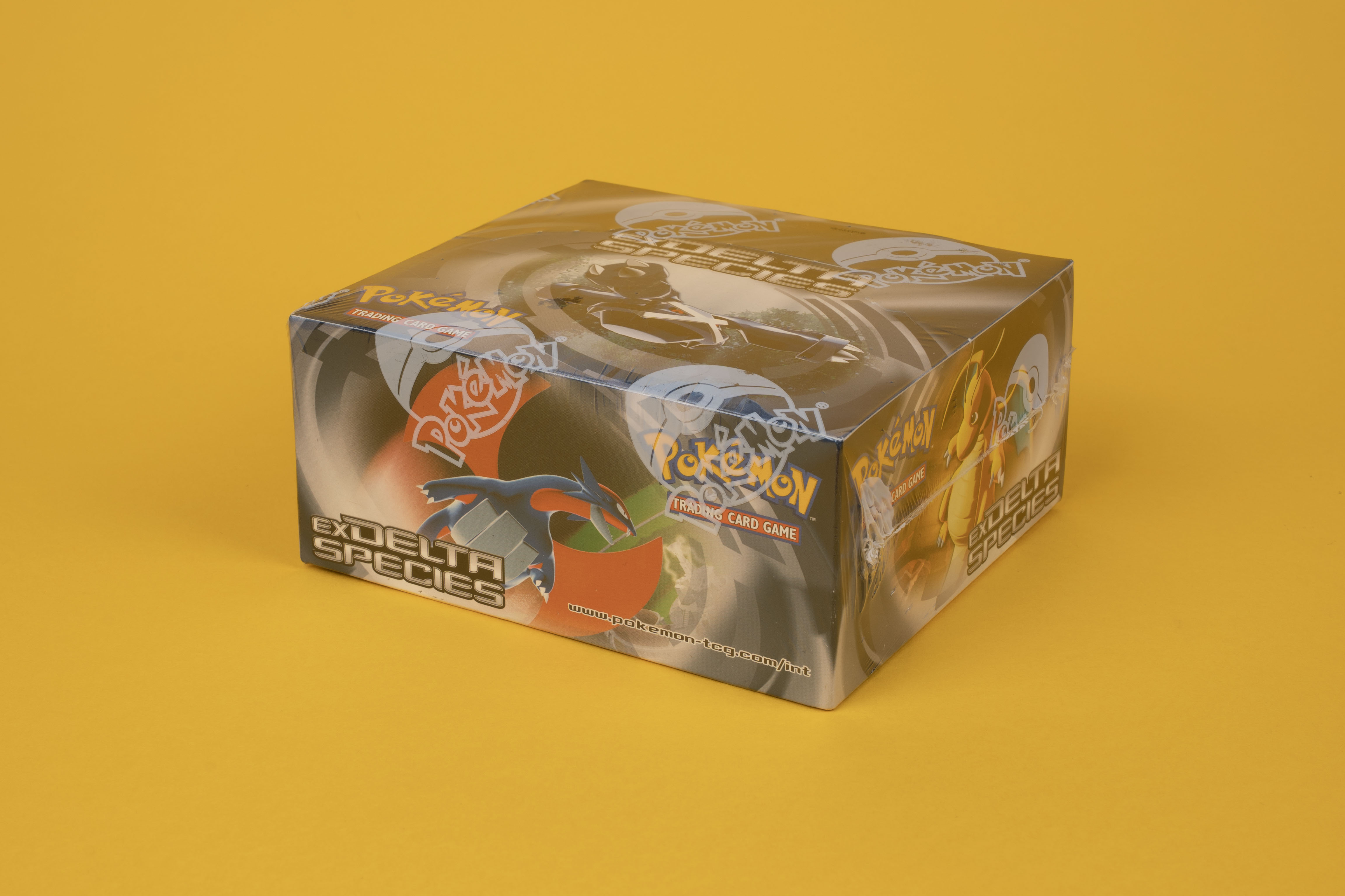 ex Delta Species SEALED Booster Box - 2005