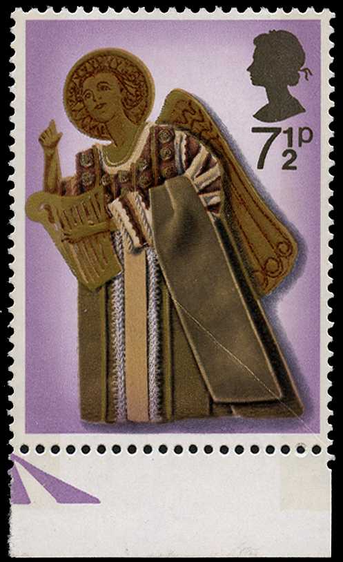 1972 7½p Christmas, angel playing harp,...